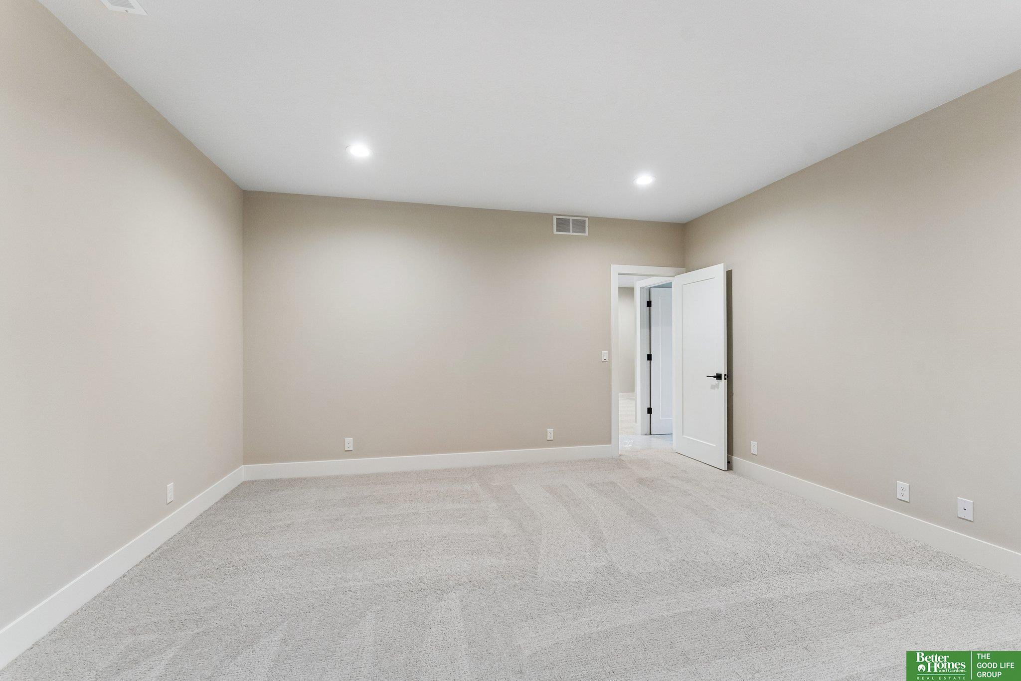 21126 Atwood Avenue
