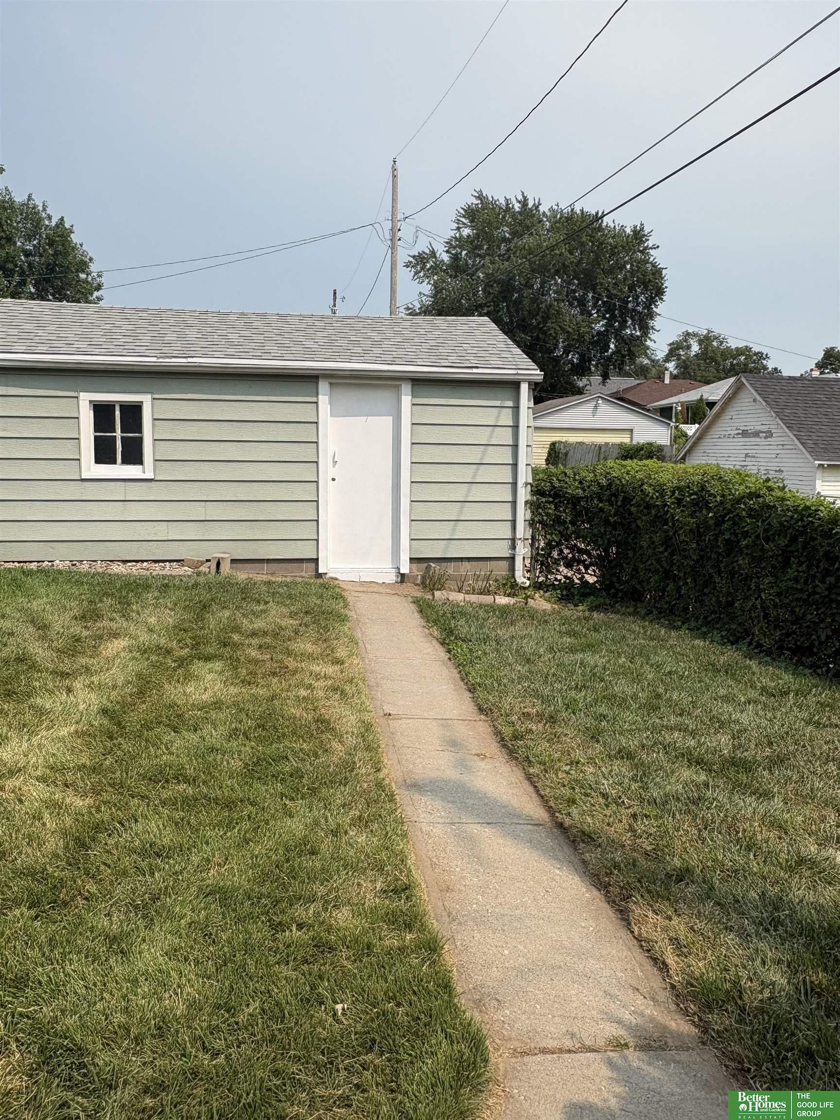 3927 X Street
