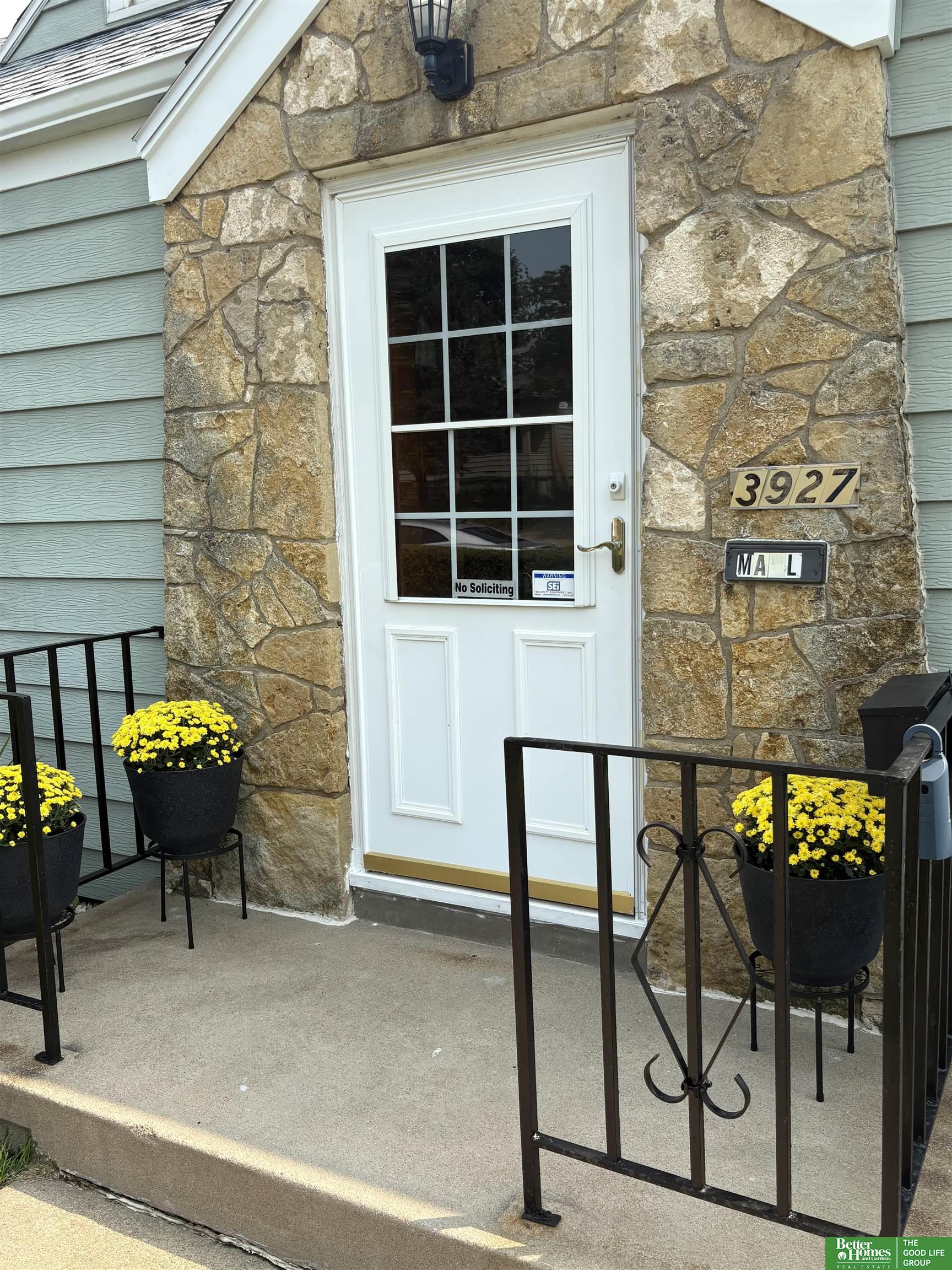 3927 X Street