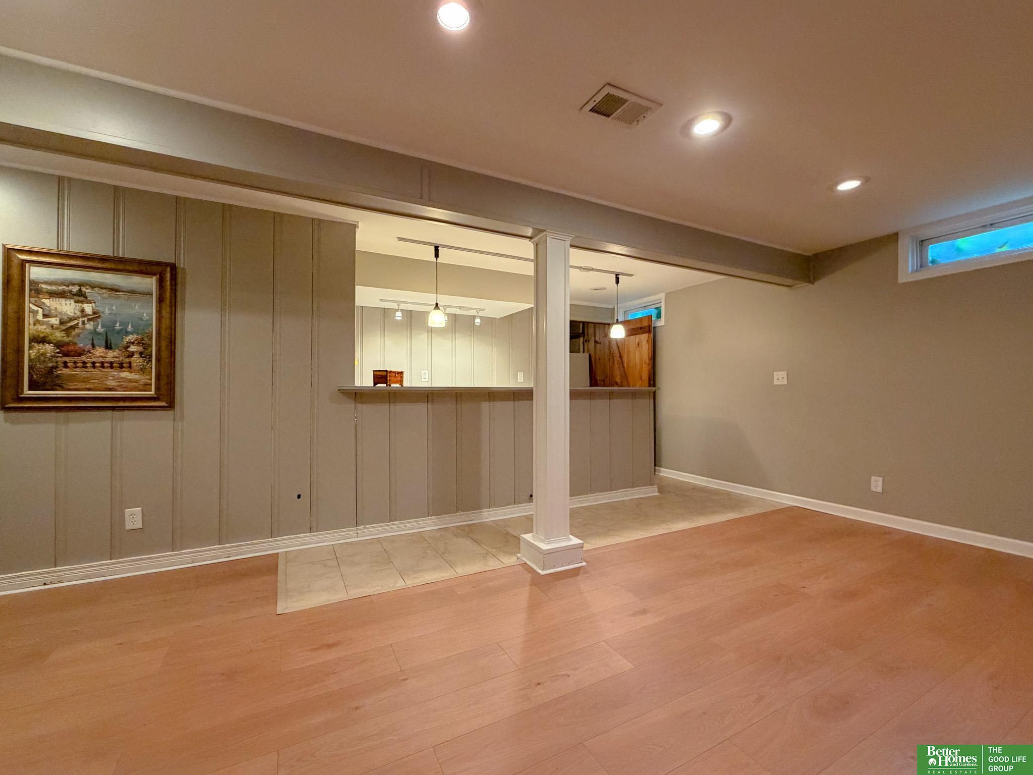 4264 Drexel Street