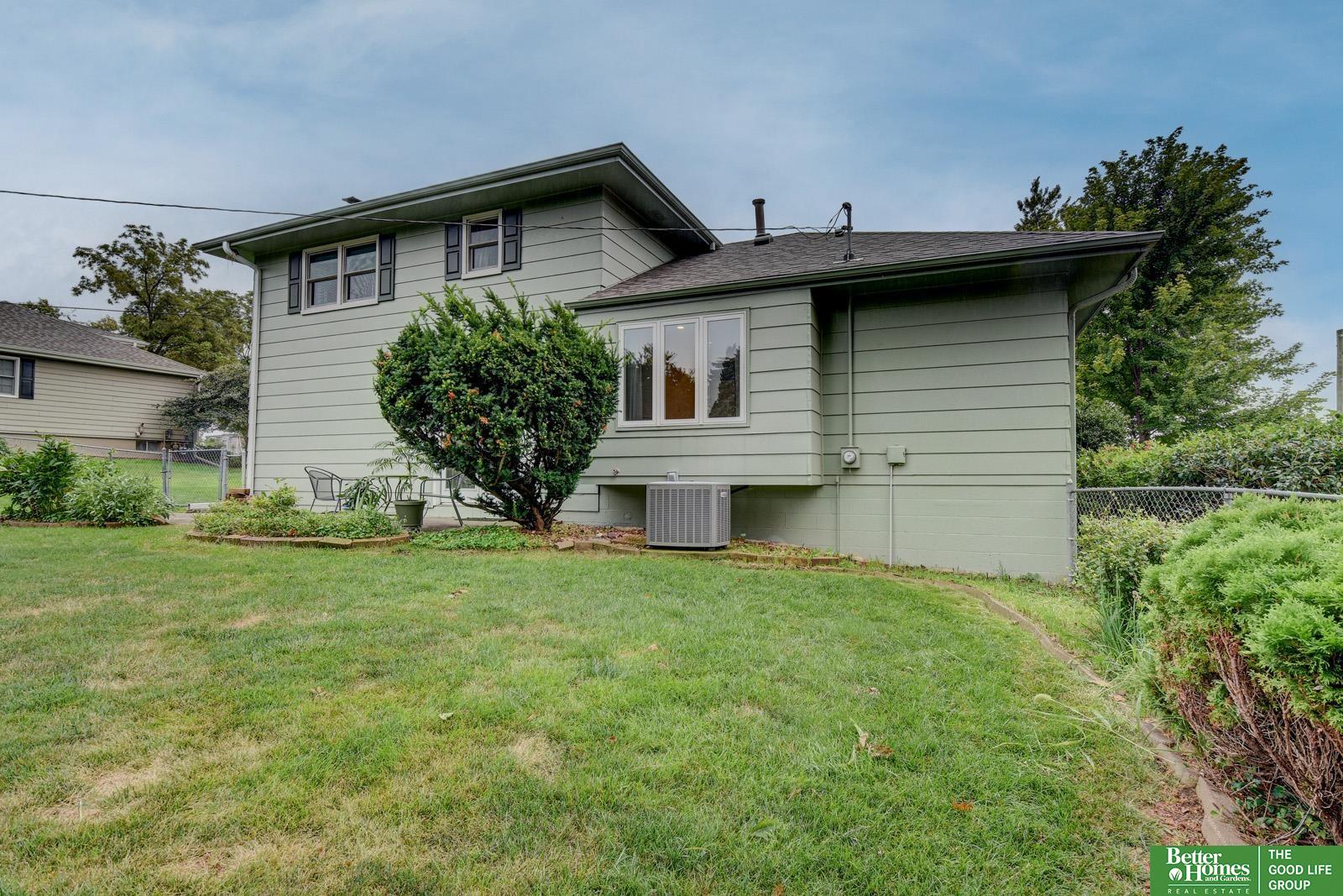 1602 Lawrence Lane