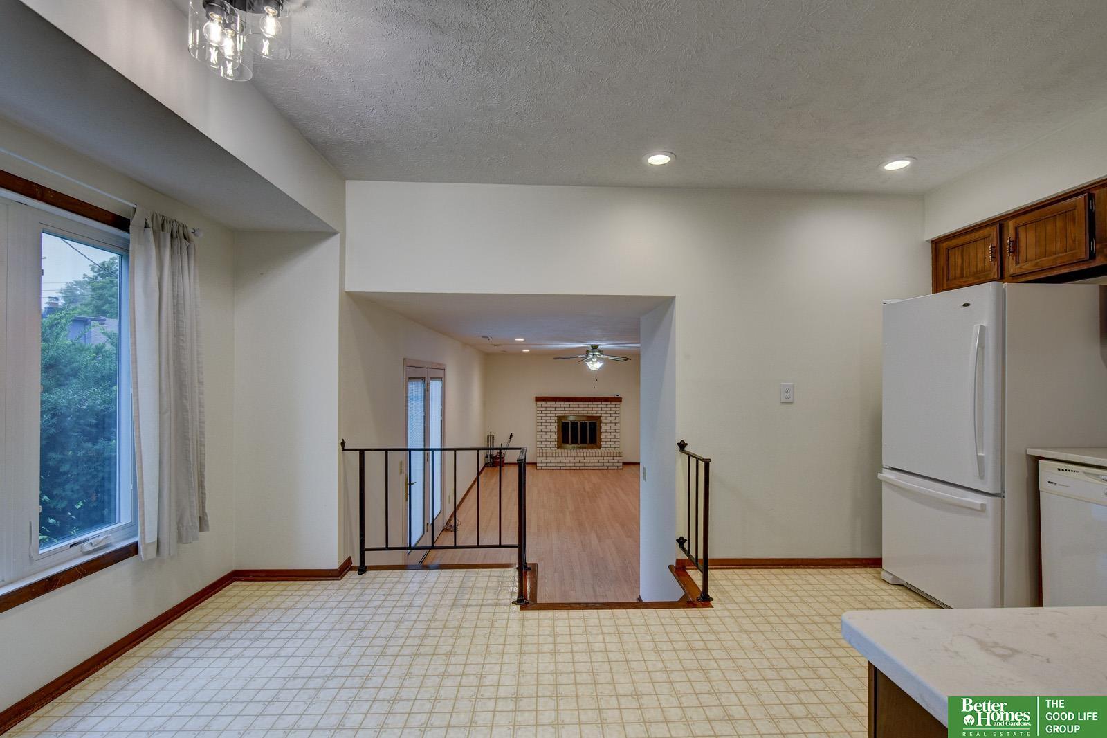1602 Lawrence Lane