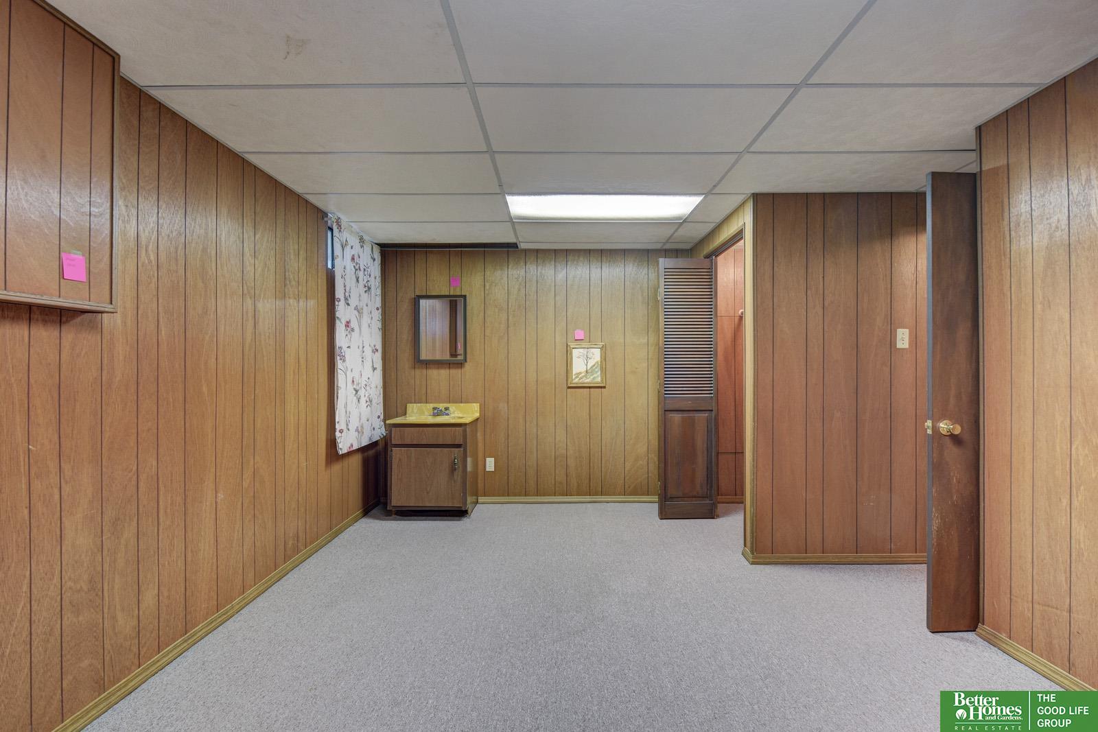 1602 Lawrence Lane