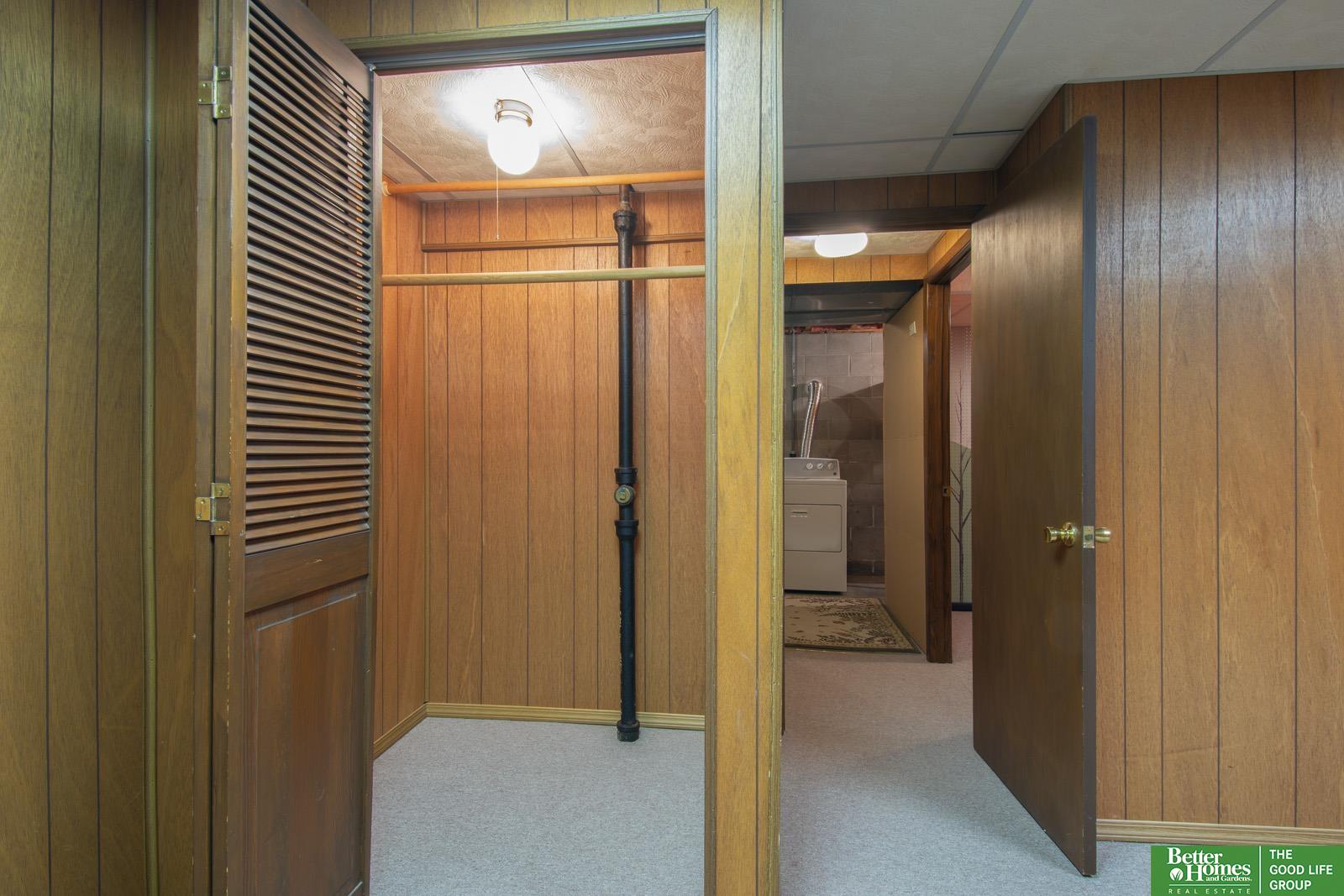1602 Lawrence Lane