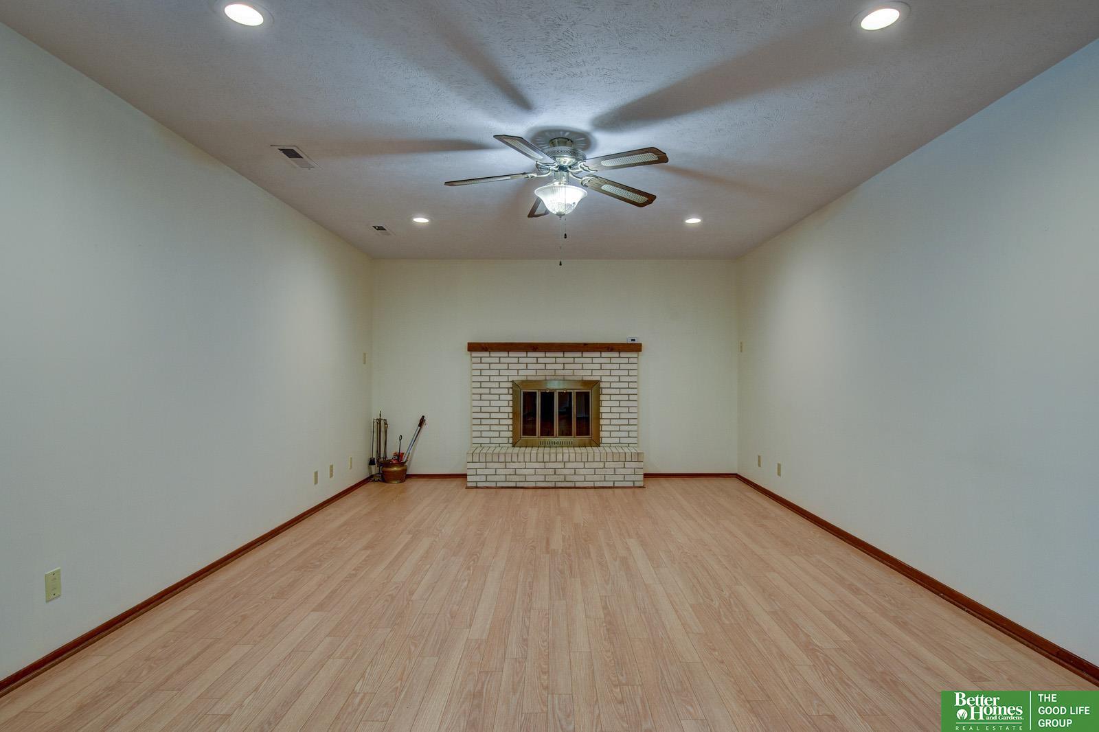 1602 Lawrence Lane