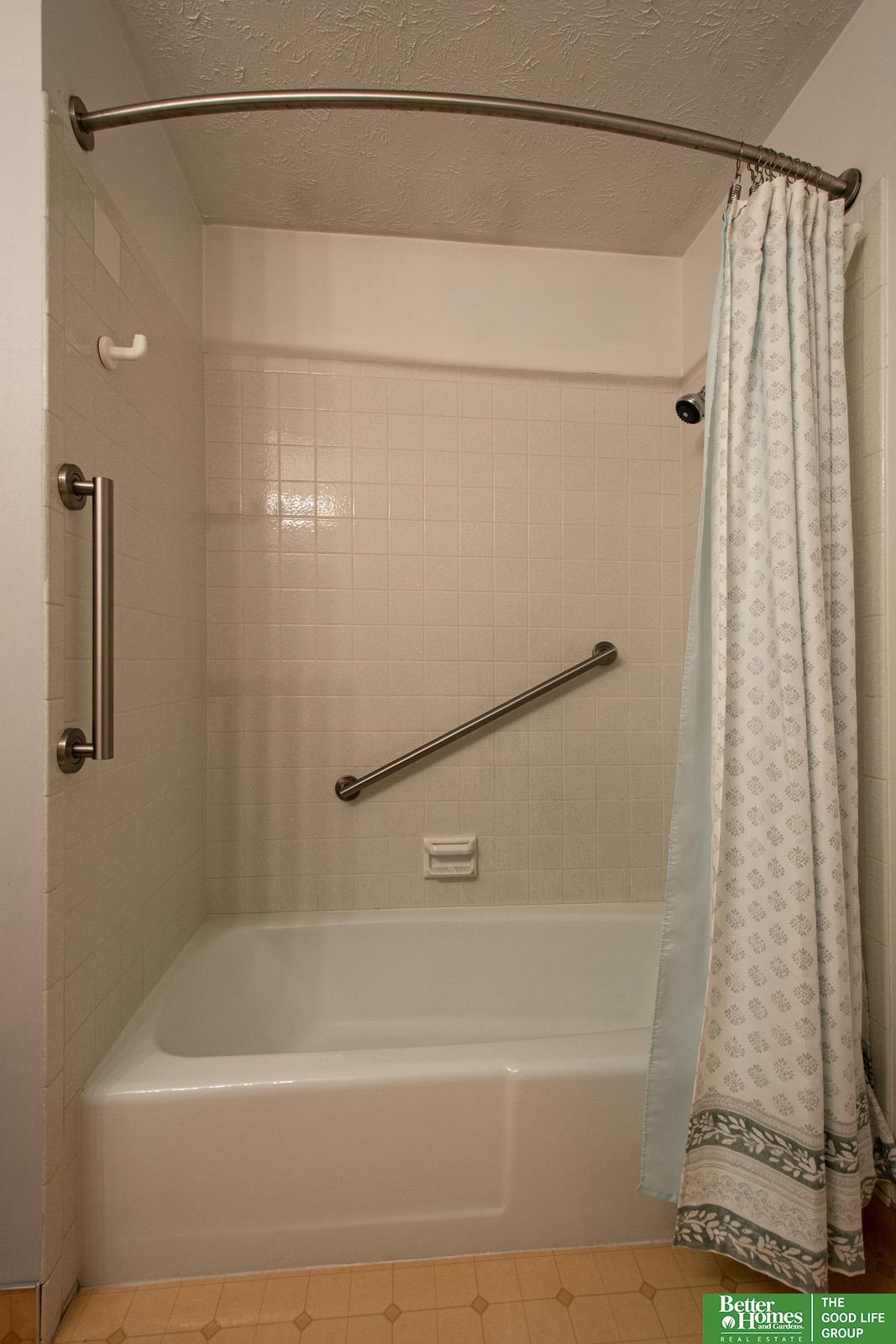1602 Lawrence Lane