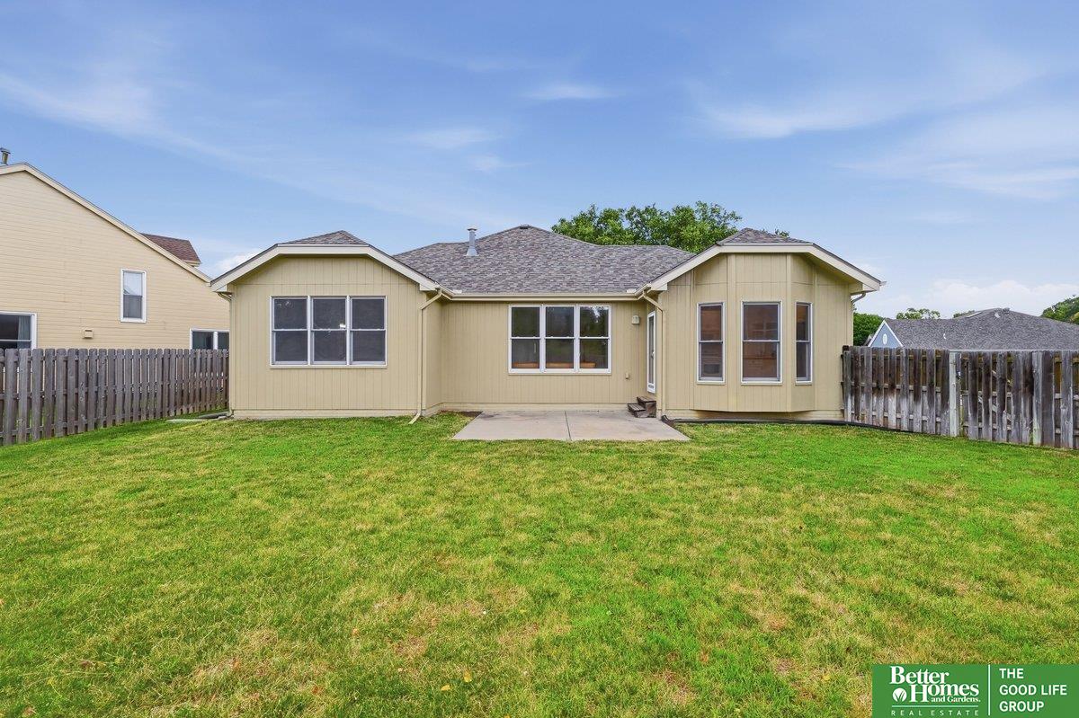 9816 S 28th Avenue Circle