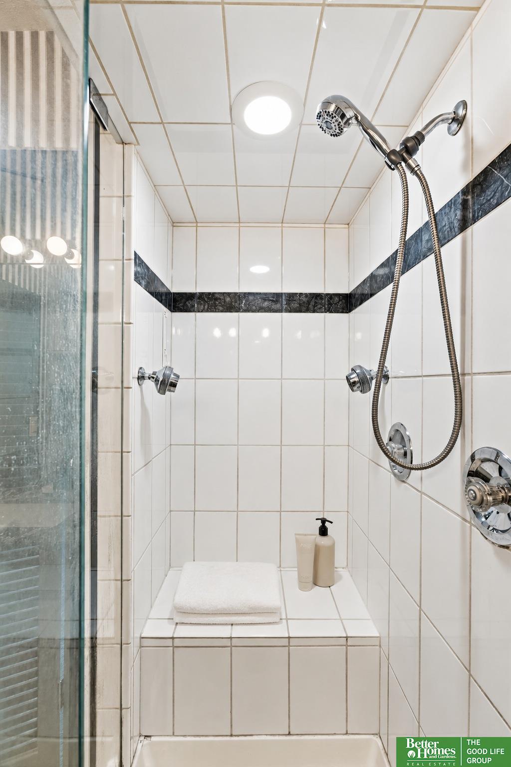 12614 Harney Circle