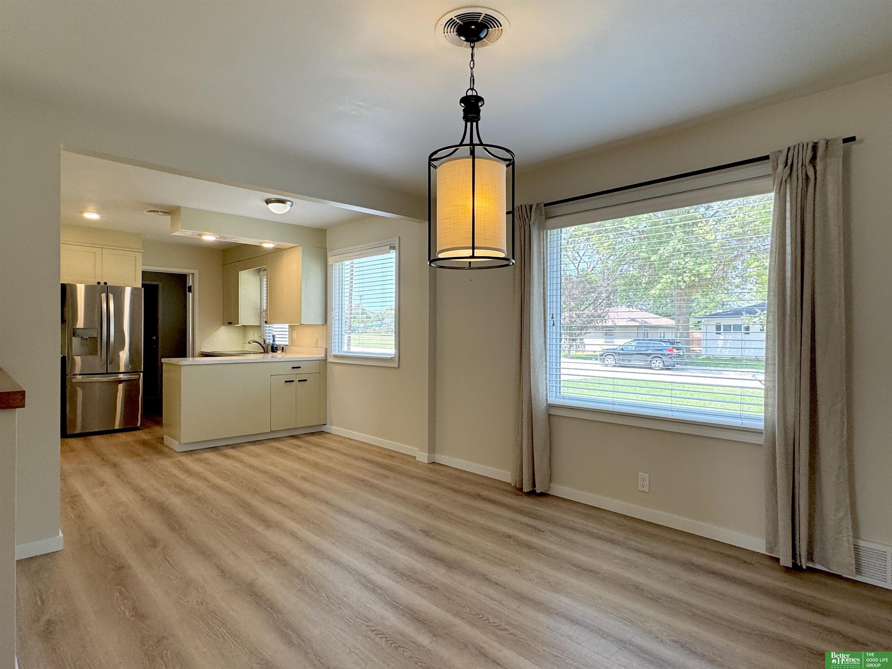 16 Arbor Heights