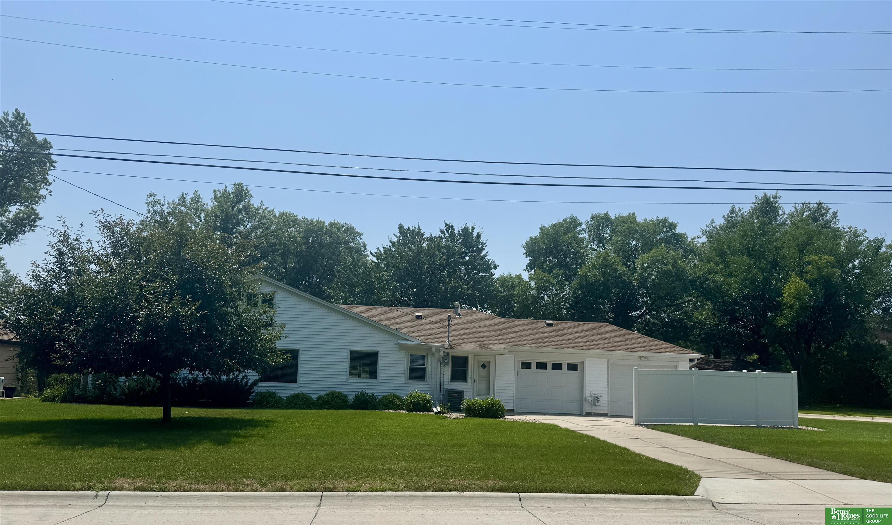 16 Arbor Heights