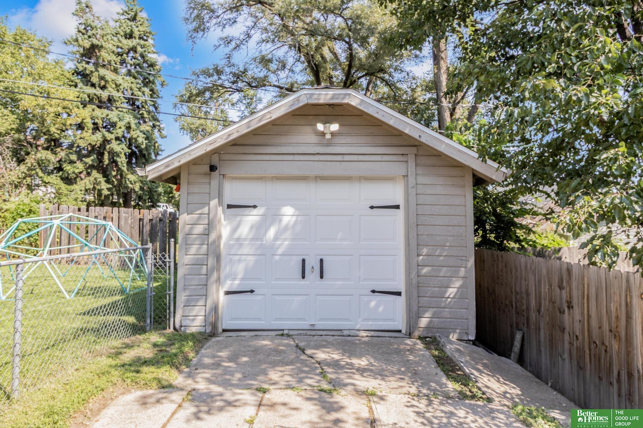 3046 Arcadia Avenue