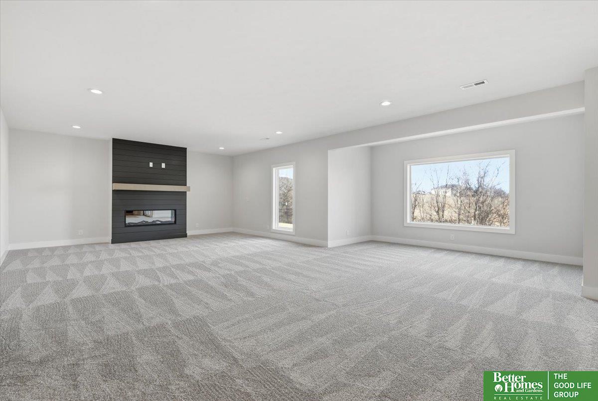 11003 S 100th Street