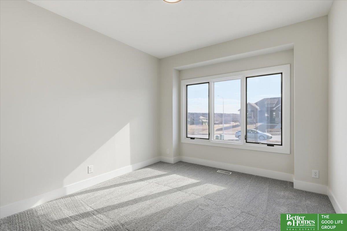 11003 S 100th Street