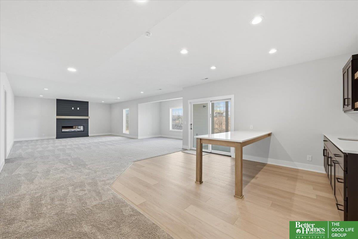 11003 S 100th Street