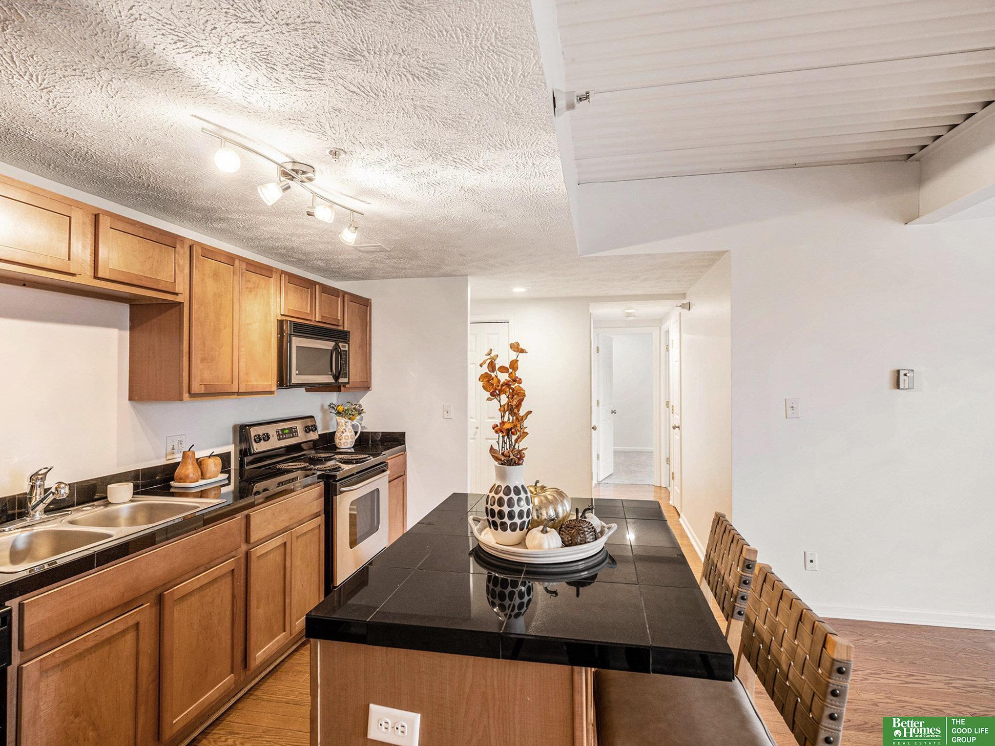 105 N 31 Avenue # 702