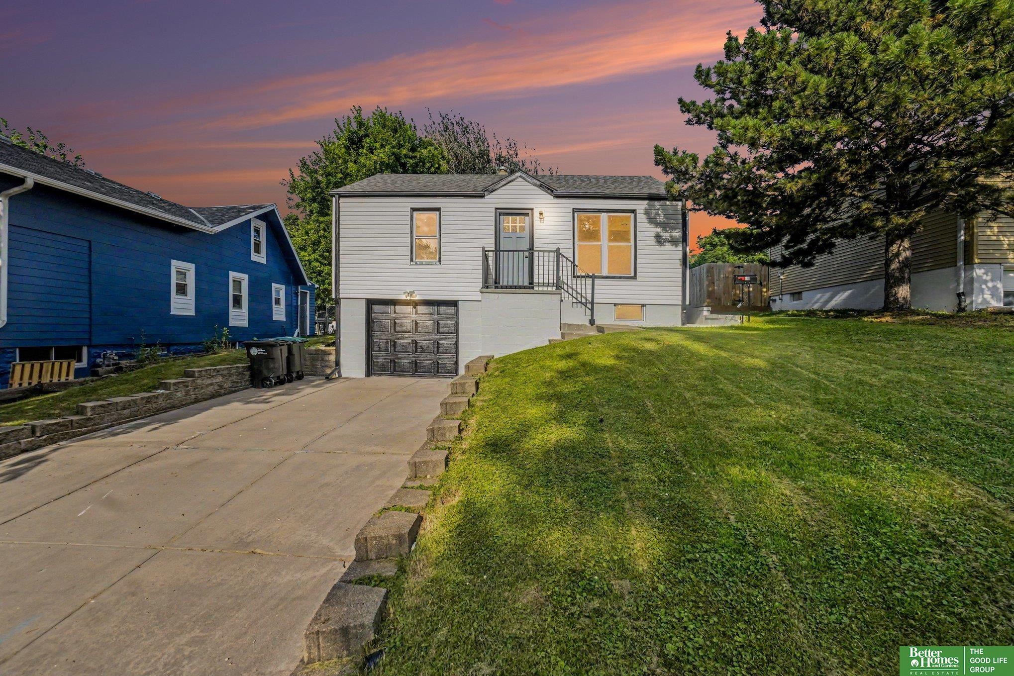 1931 S 49 Street