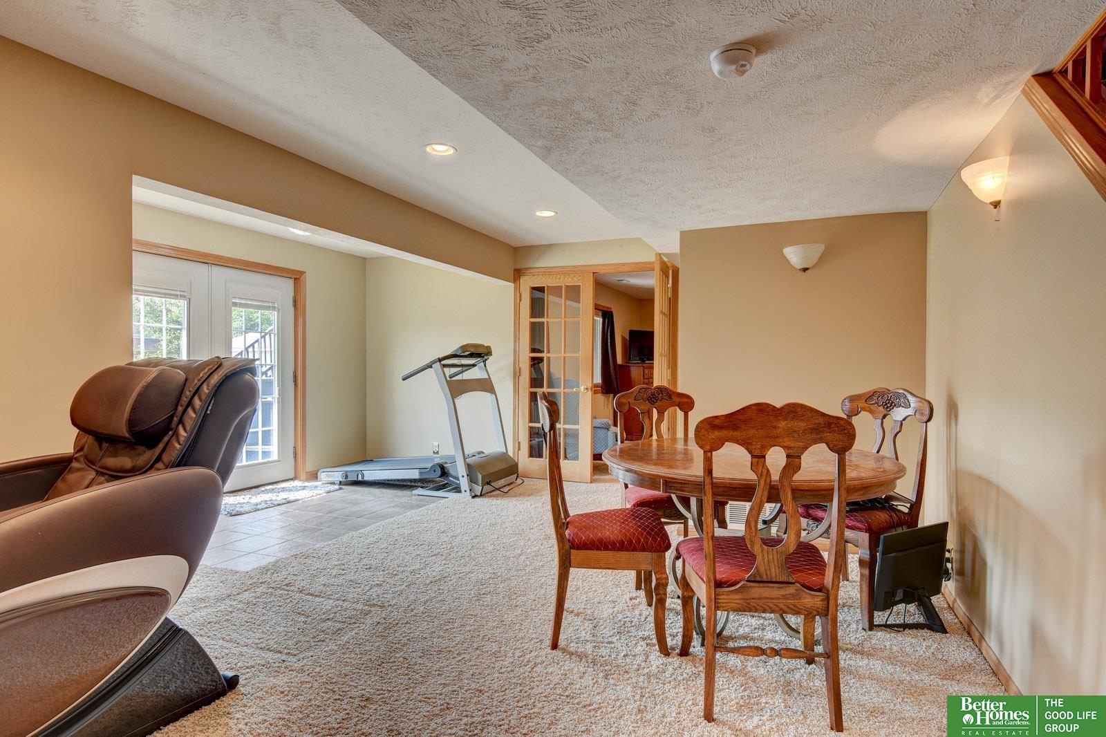 2145 Cobblestone Road