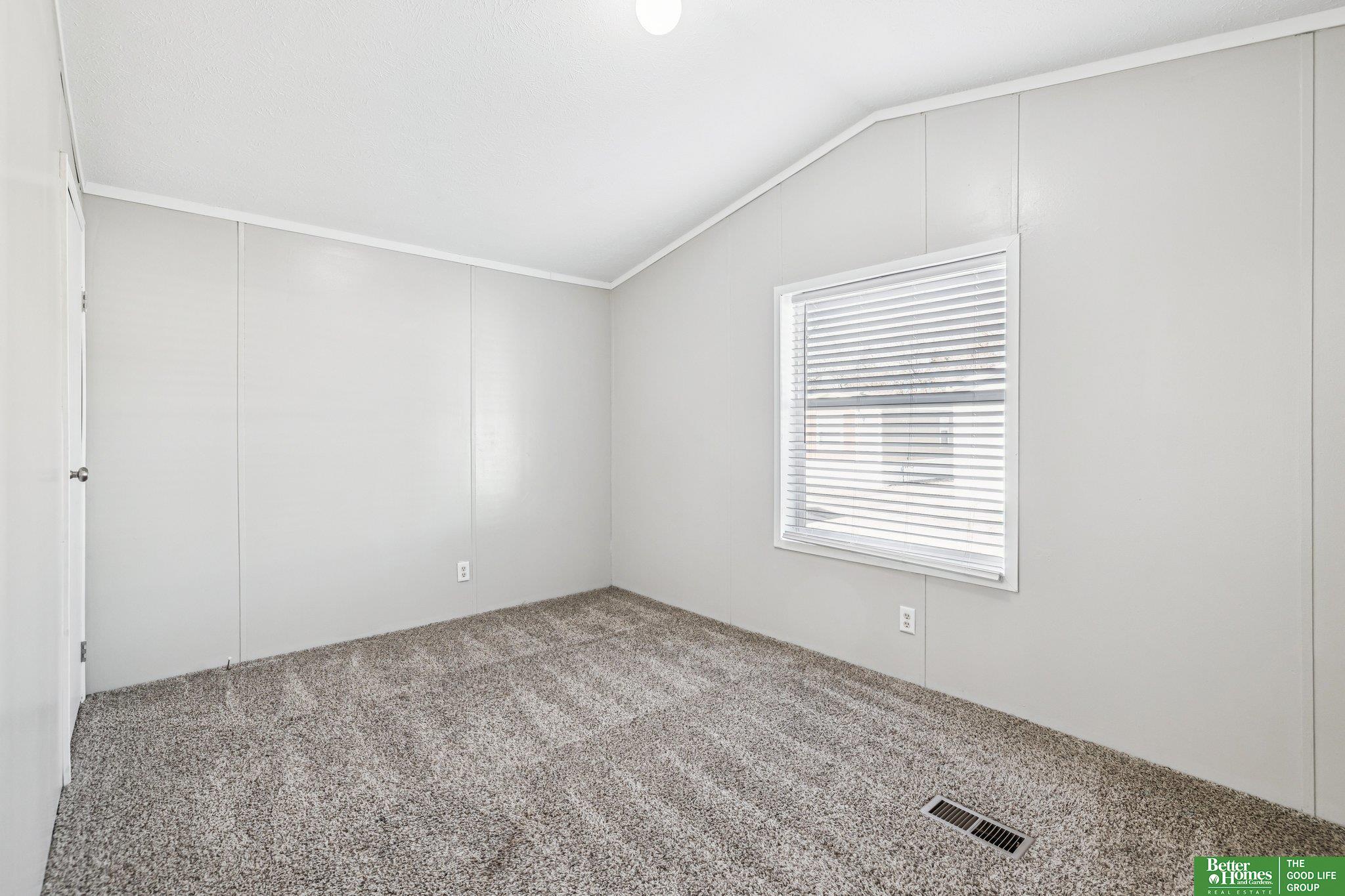 1075 W 8th Street # 20