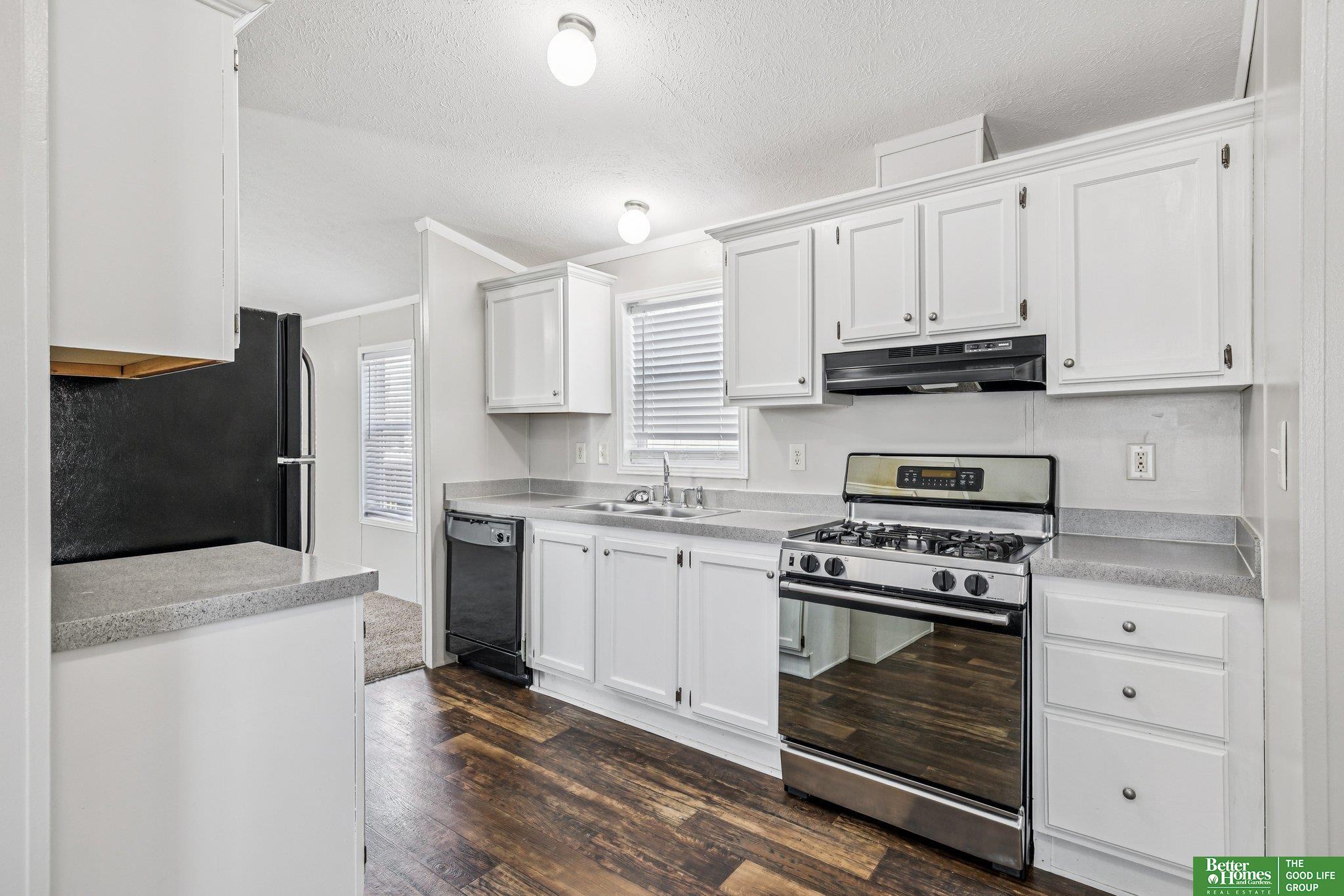1075 W 8th Street # 20