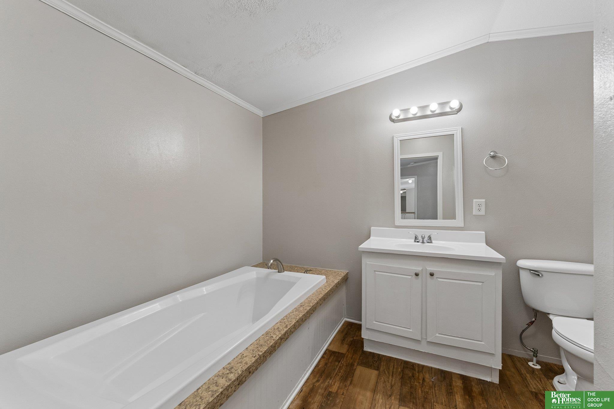 1075 W 8th Street # 19