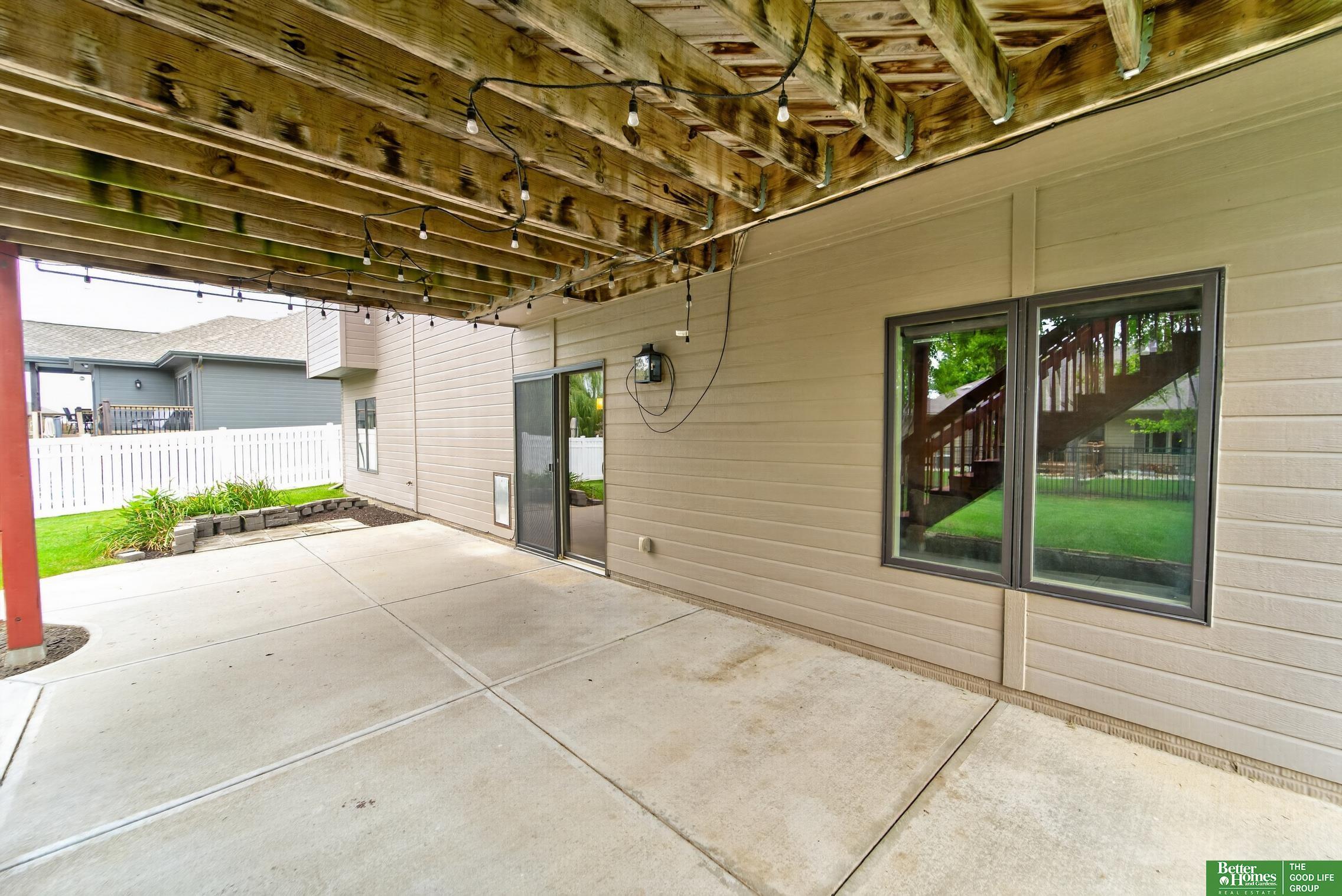 12068 S 79th Street