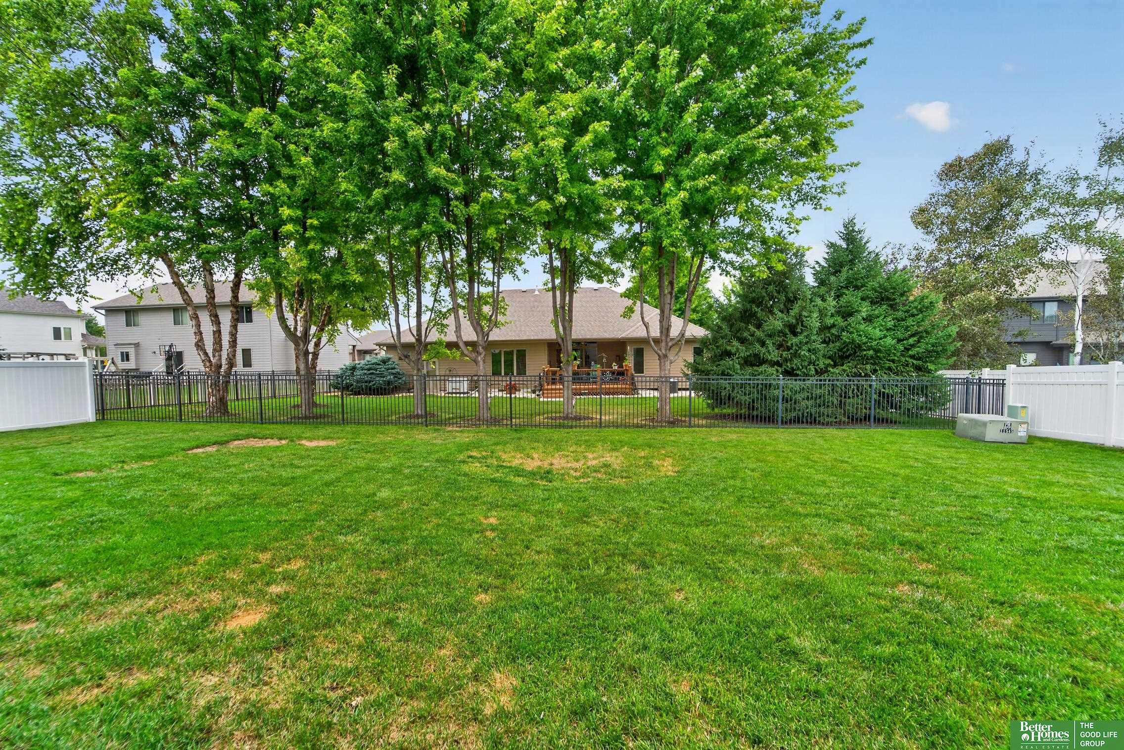 12068 S 79th Street