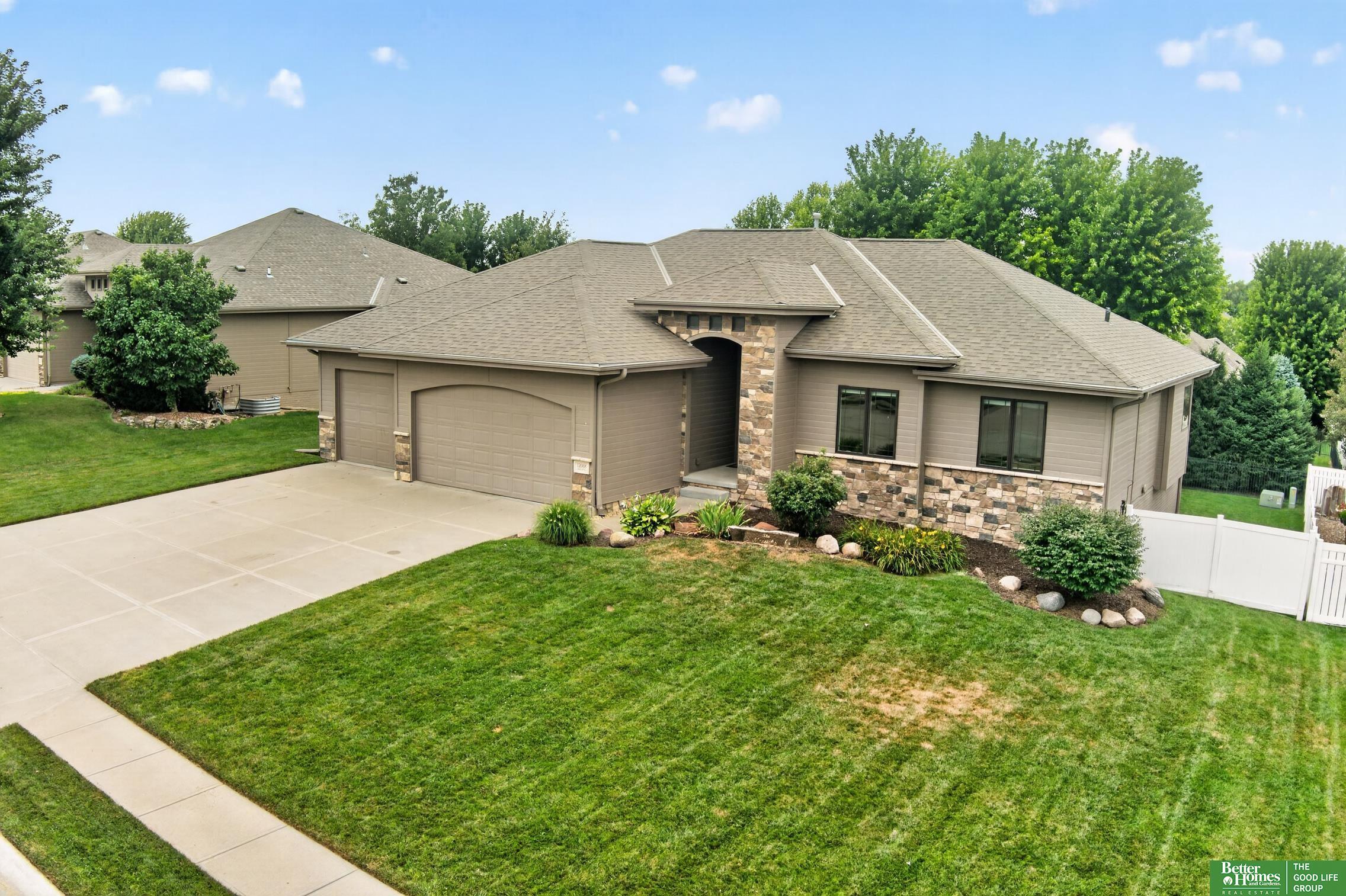 12068 S 79th Street