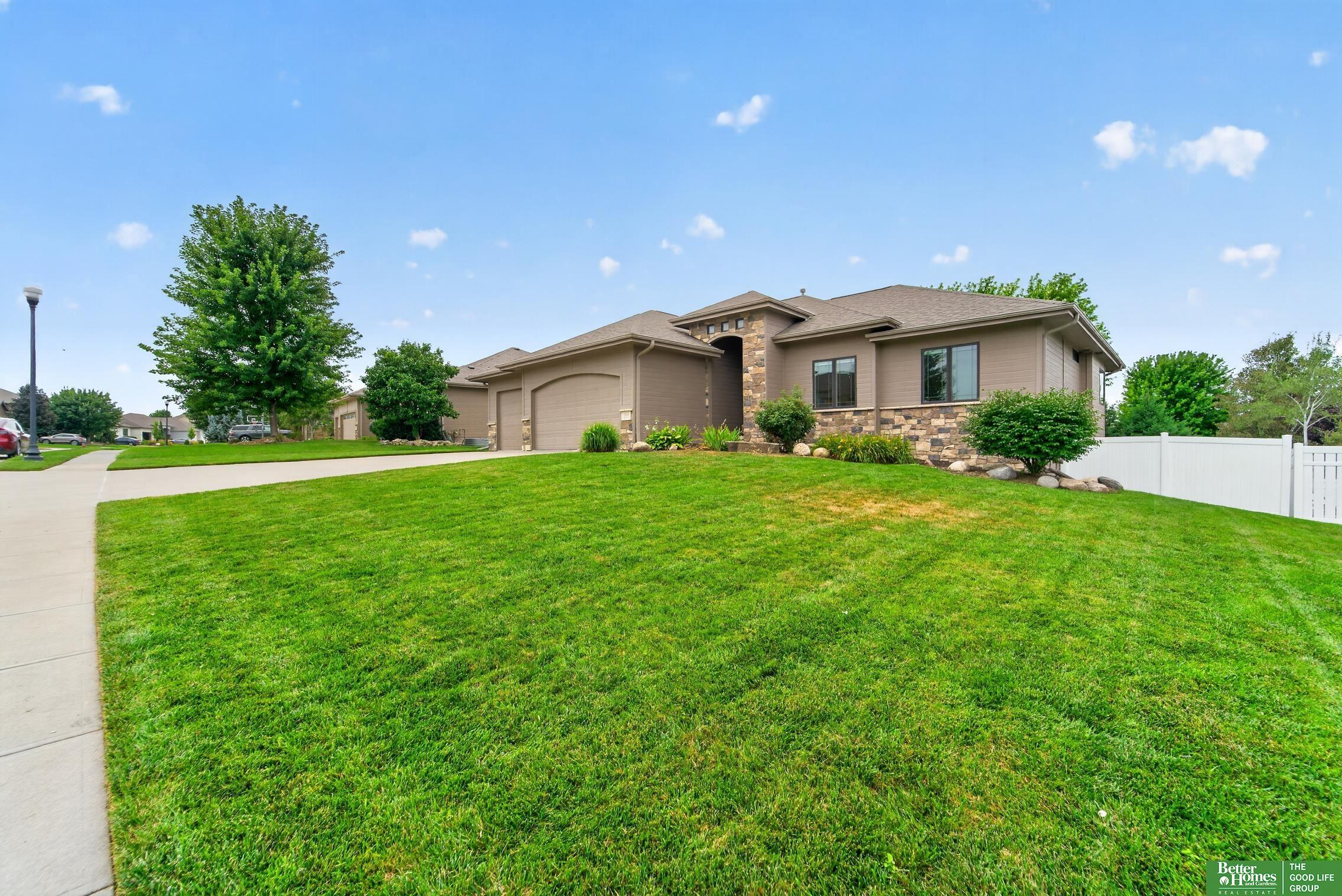 12068 S 79th Street