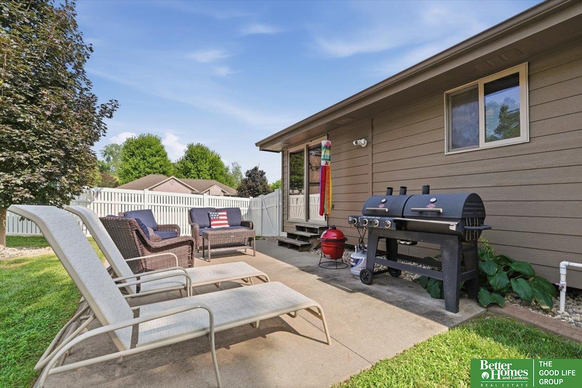 302 Carly Circle