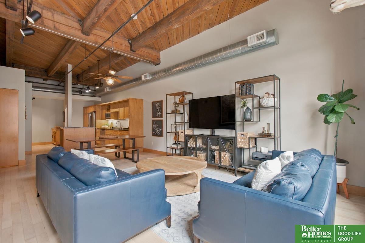 105 S 9th Street # 413