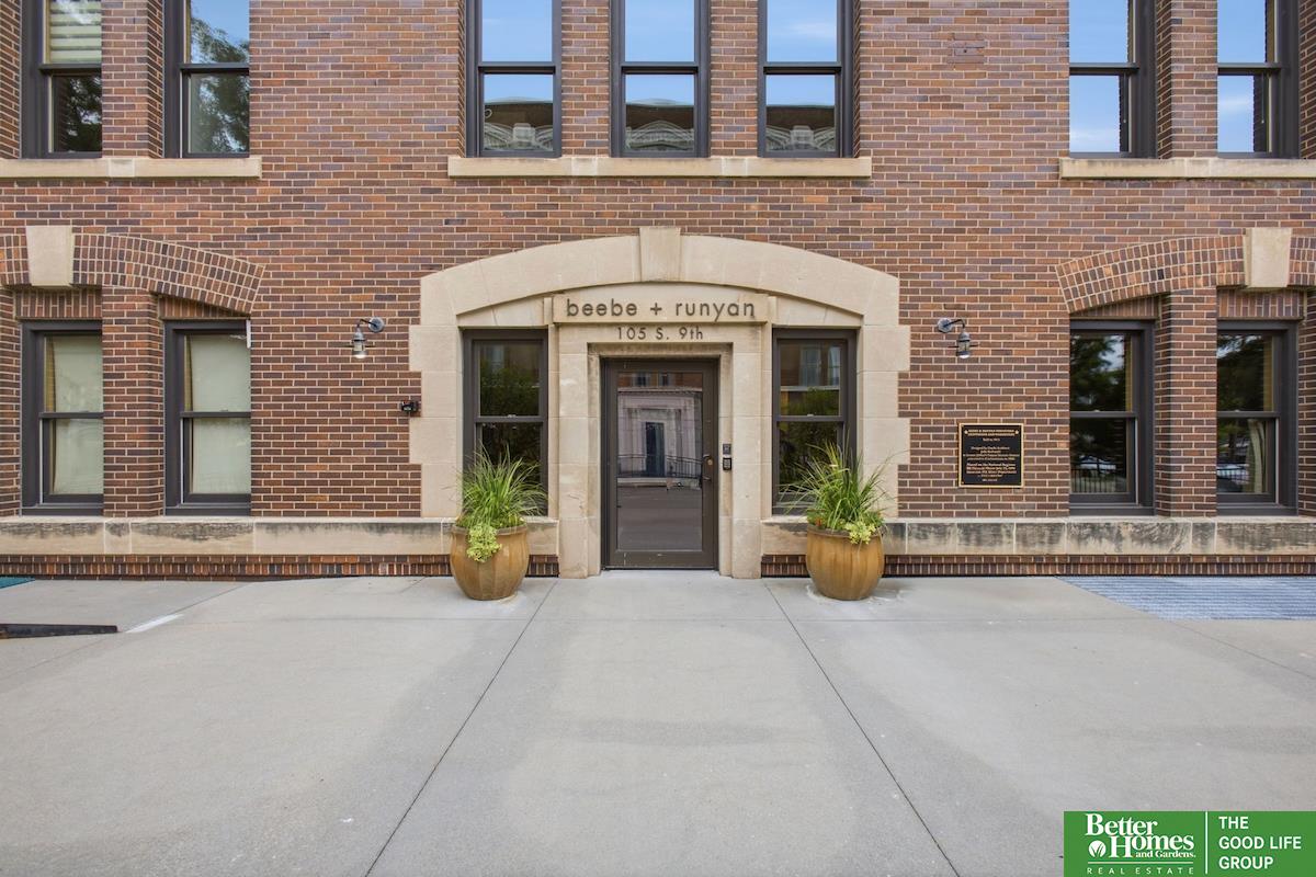 105 S 9th Street # 413
