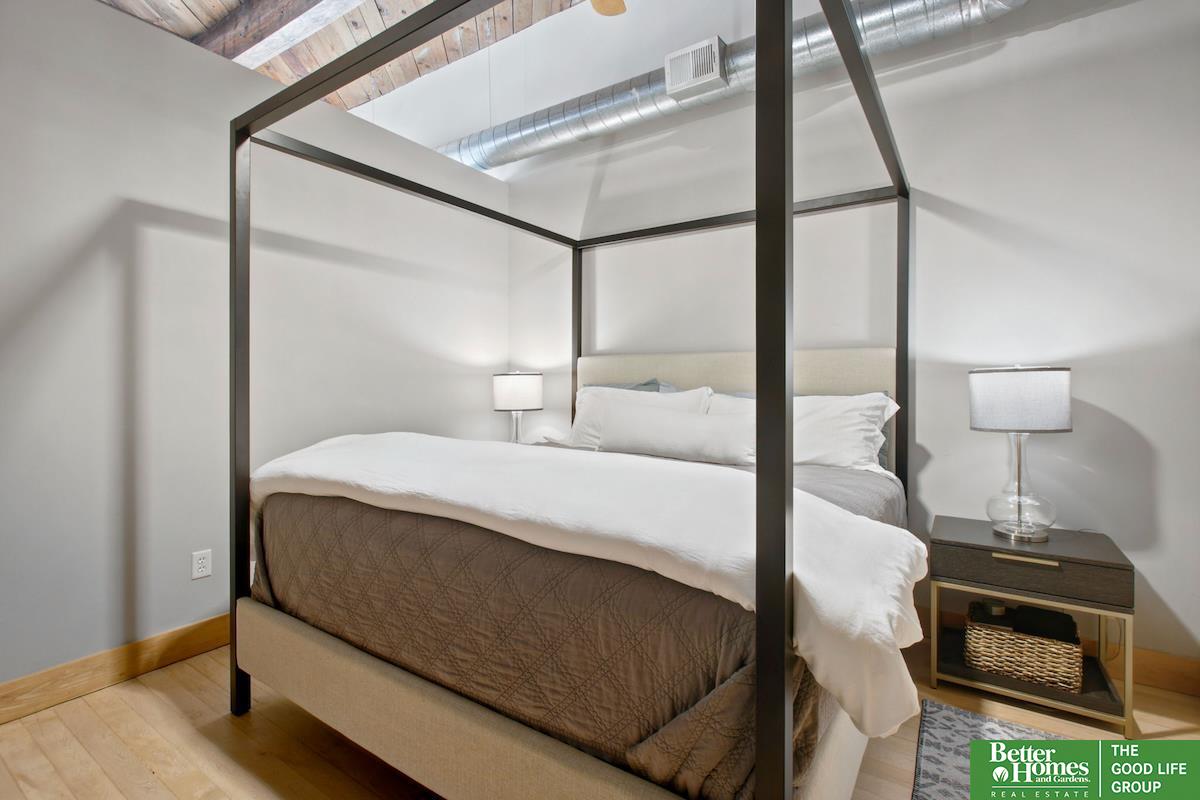 105 S 9th Street # 413