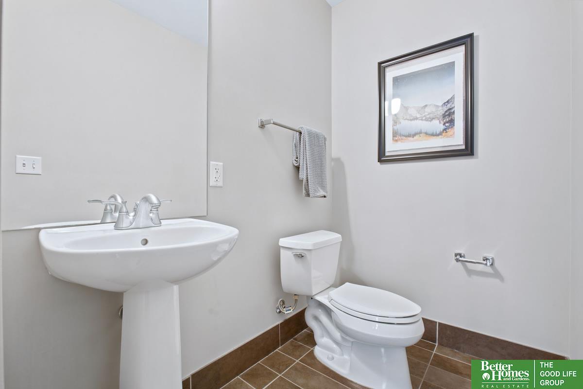 105 S 9th Street # 413