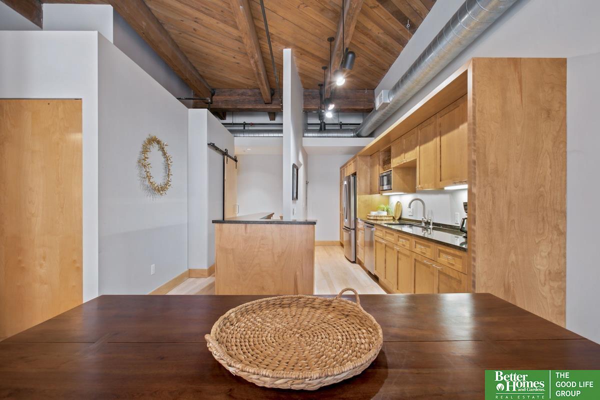 105 S 9th Street # 413