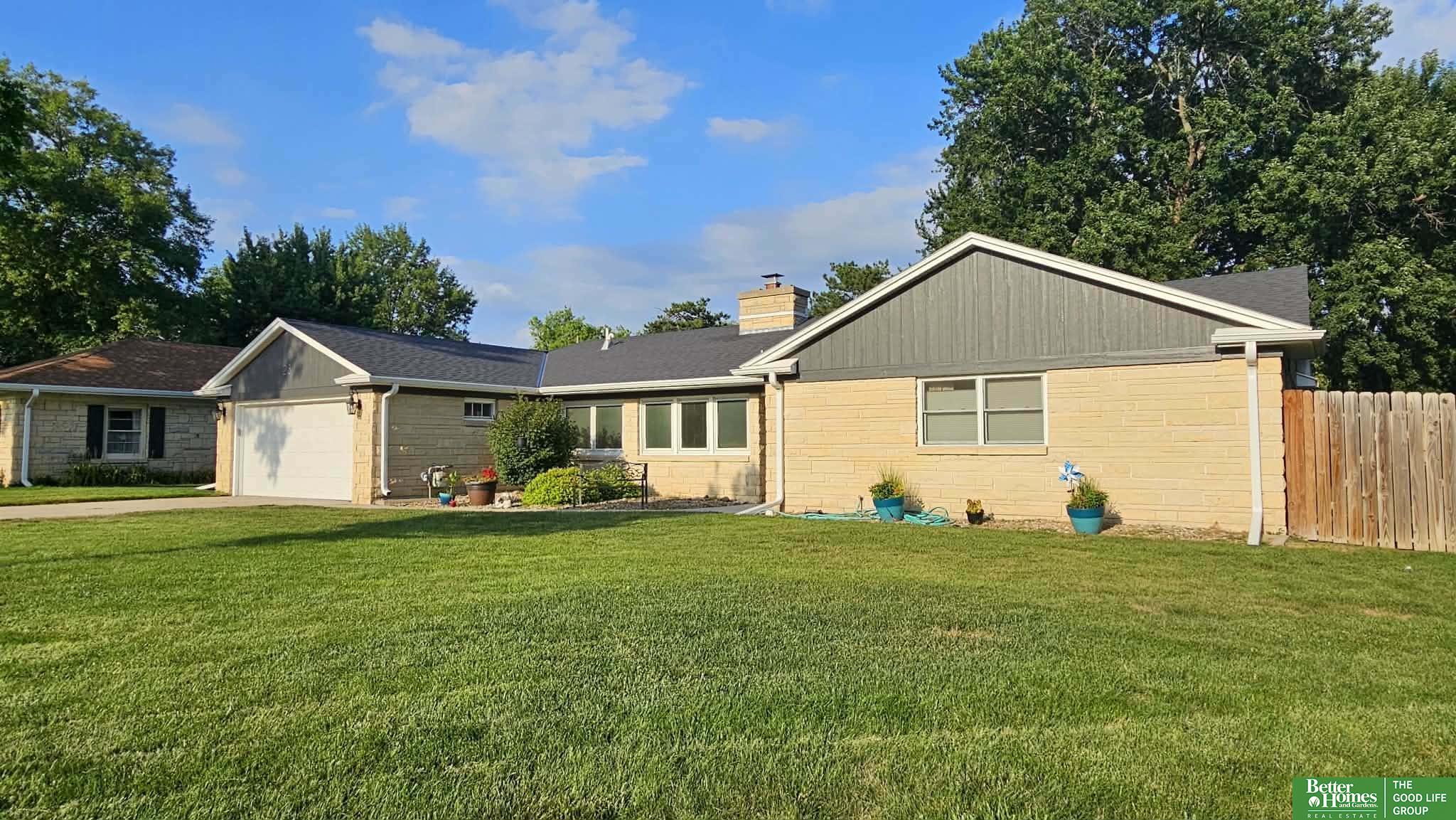 23 Arbor Heights Drive