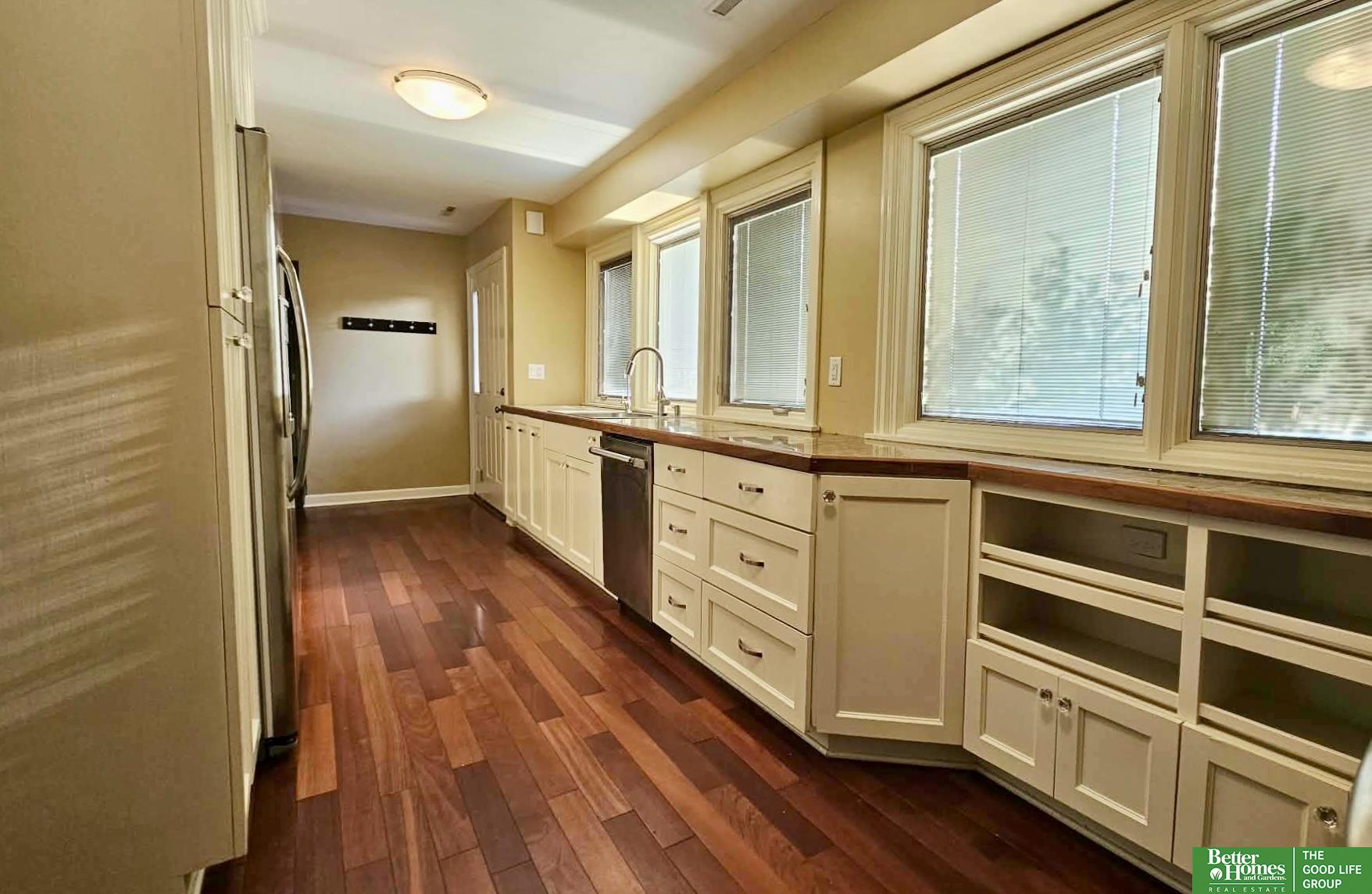 23 Arbor Heights Drive