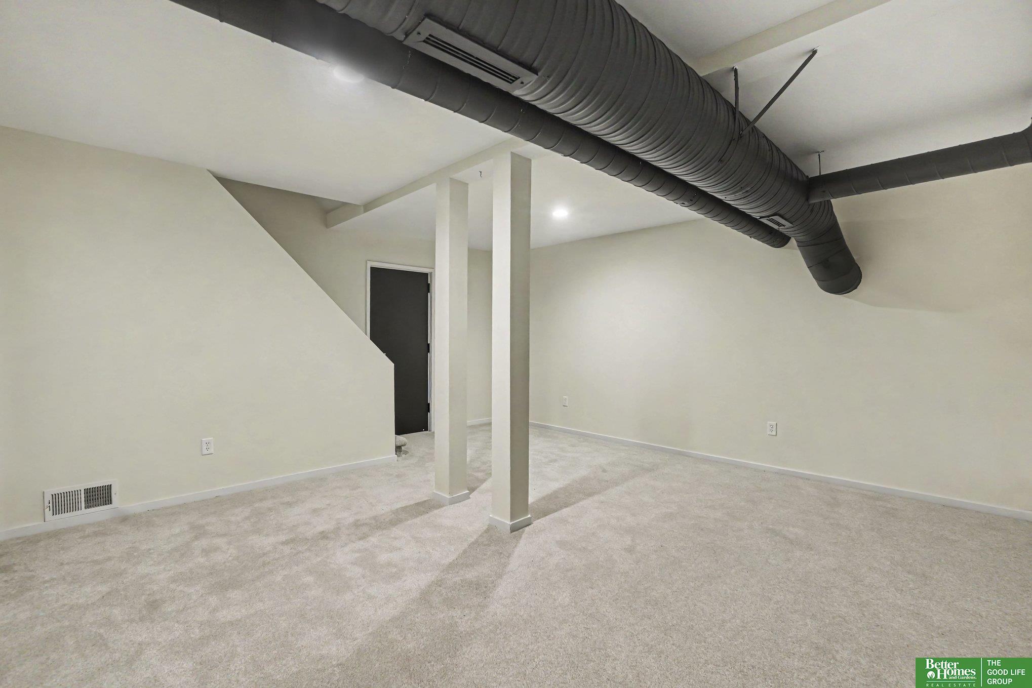 6009 Lafayette Court