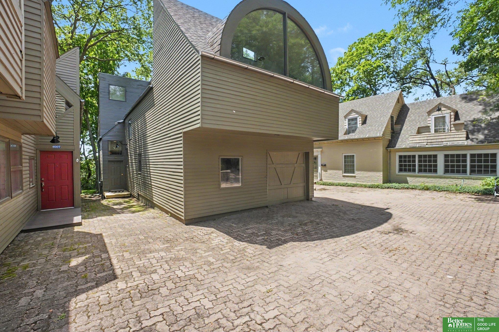 6009 Lafayette Court