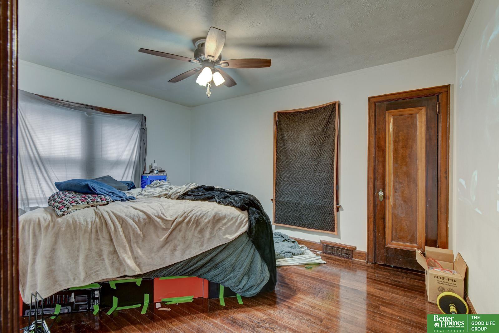 911 S 38th Street