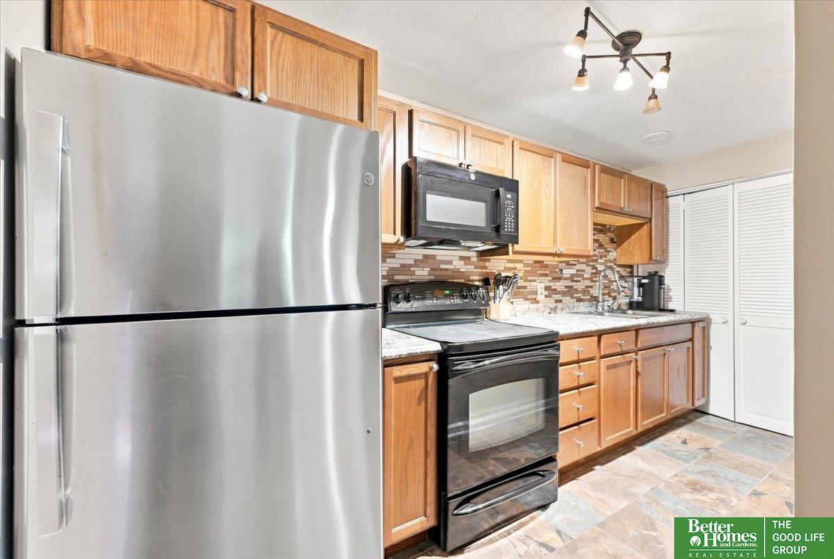 14206 Wood Valley Drive