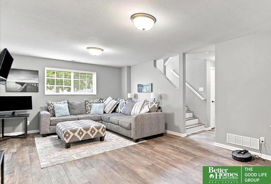 2302 S Mineral Drive
