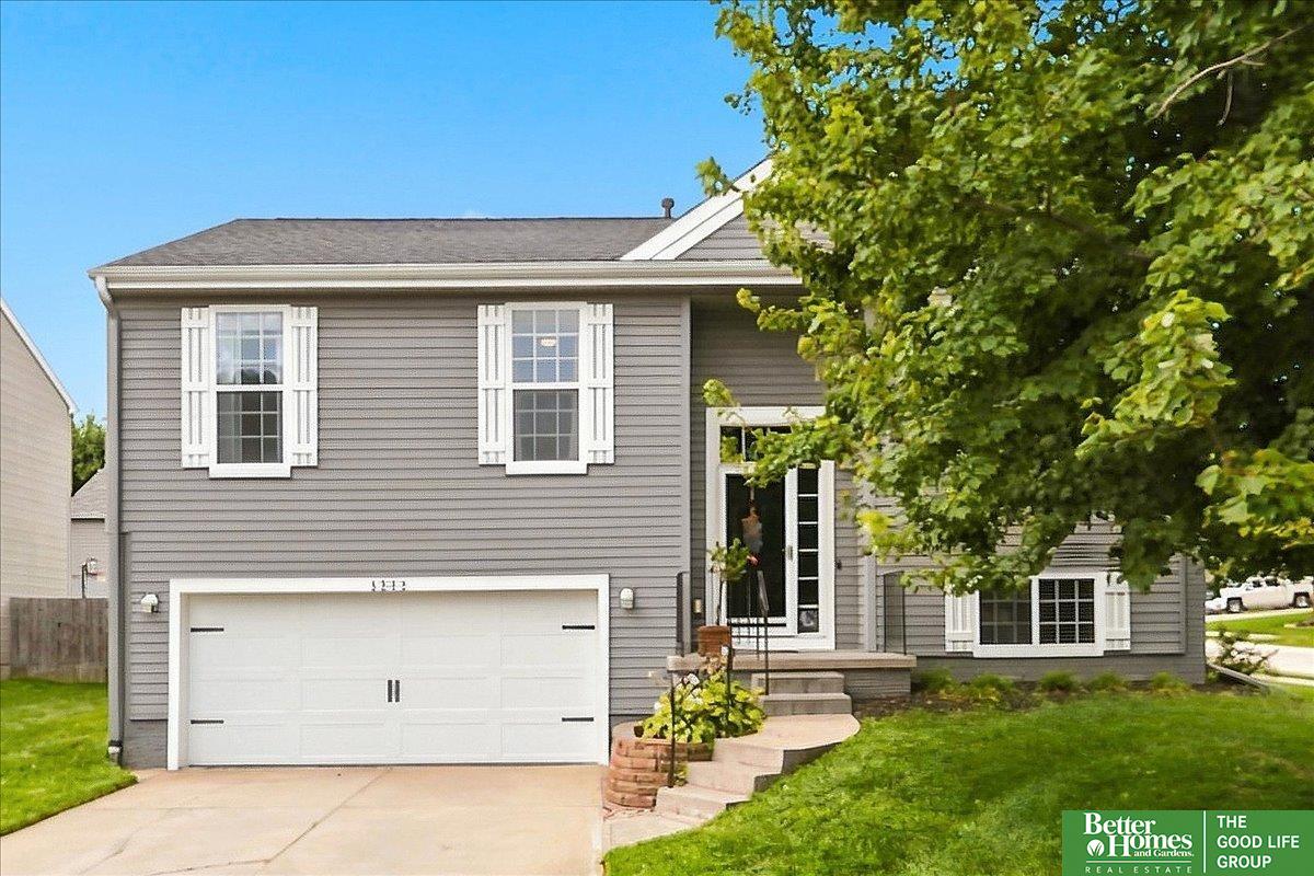 2302 S Mineral Drive