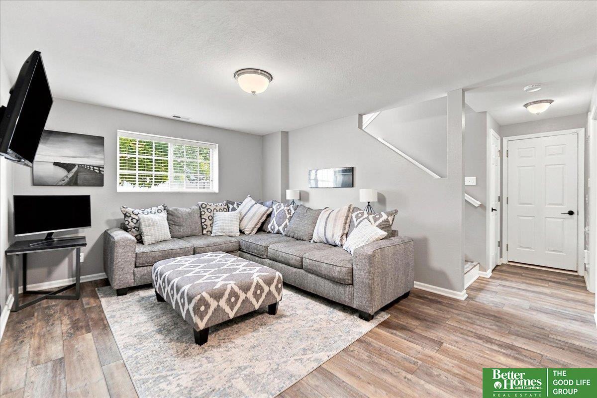 2302 S Mineral Drive