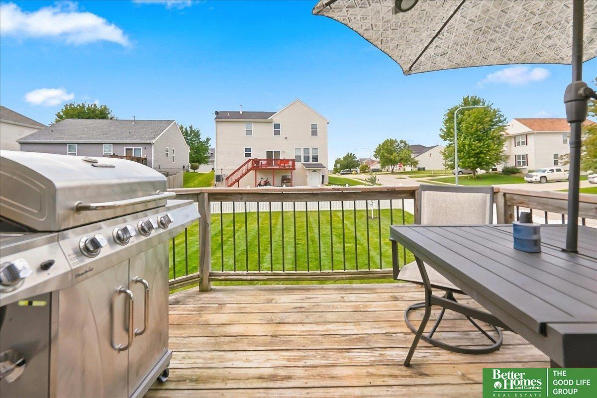 2302 S Mineral Drive