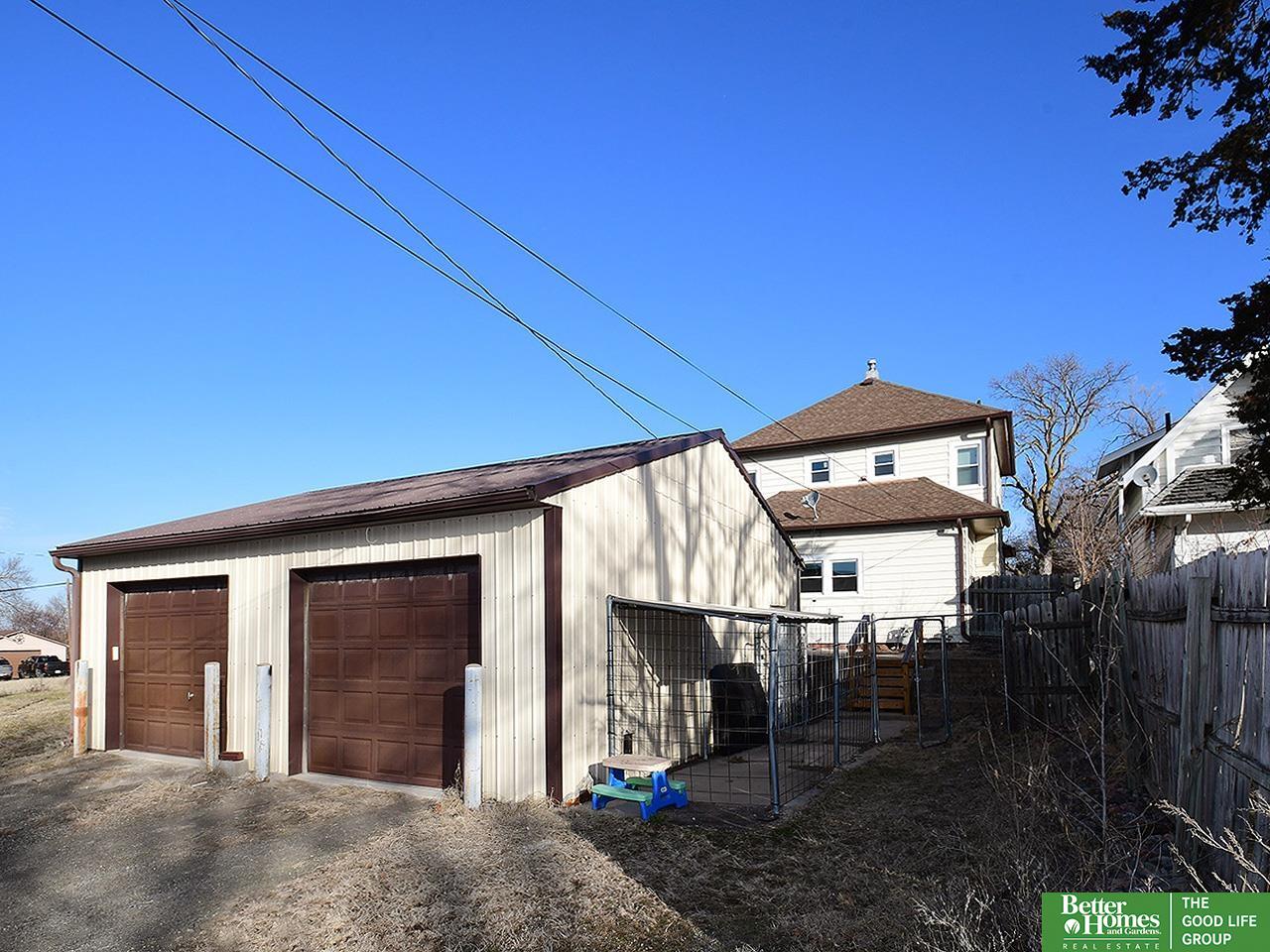910 8th Street
