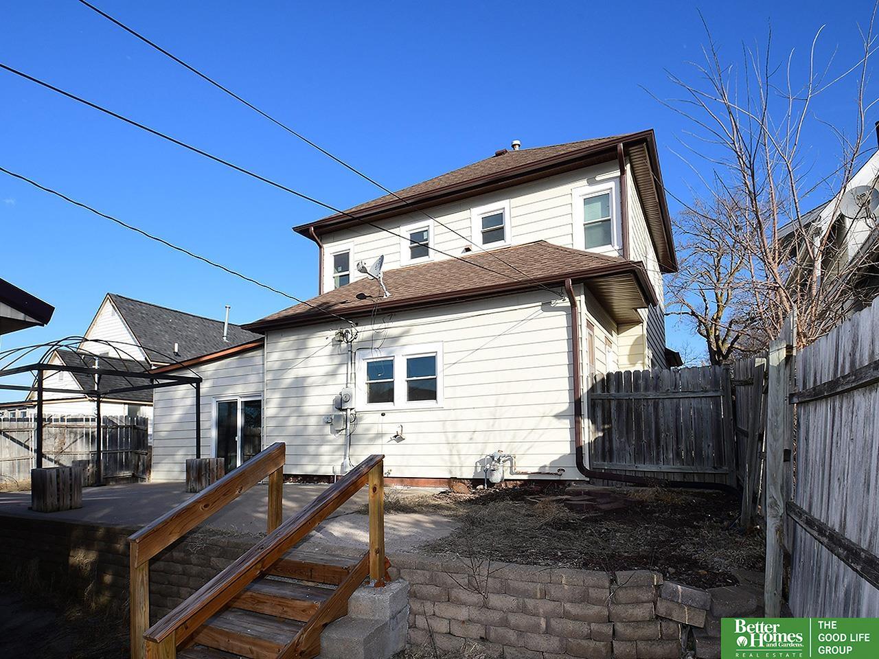 910 8th Street