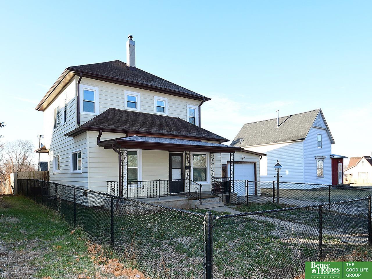 910 8th Street