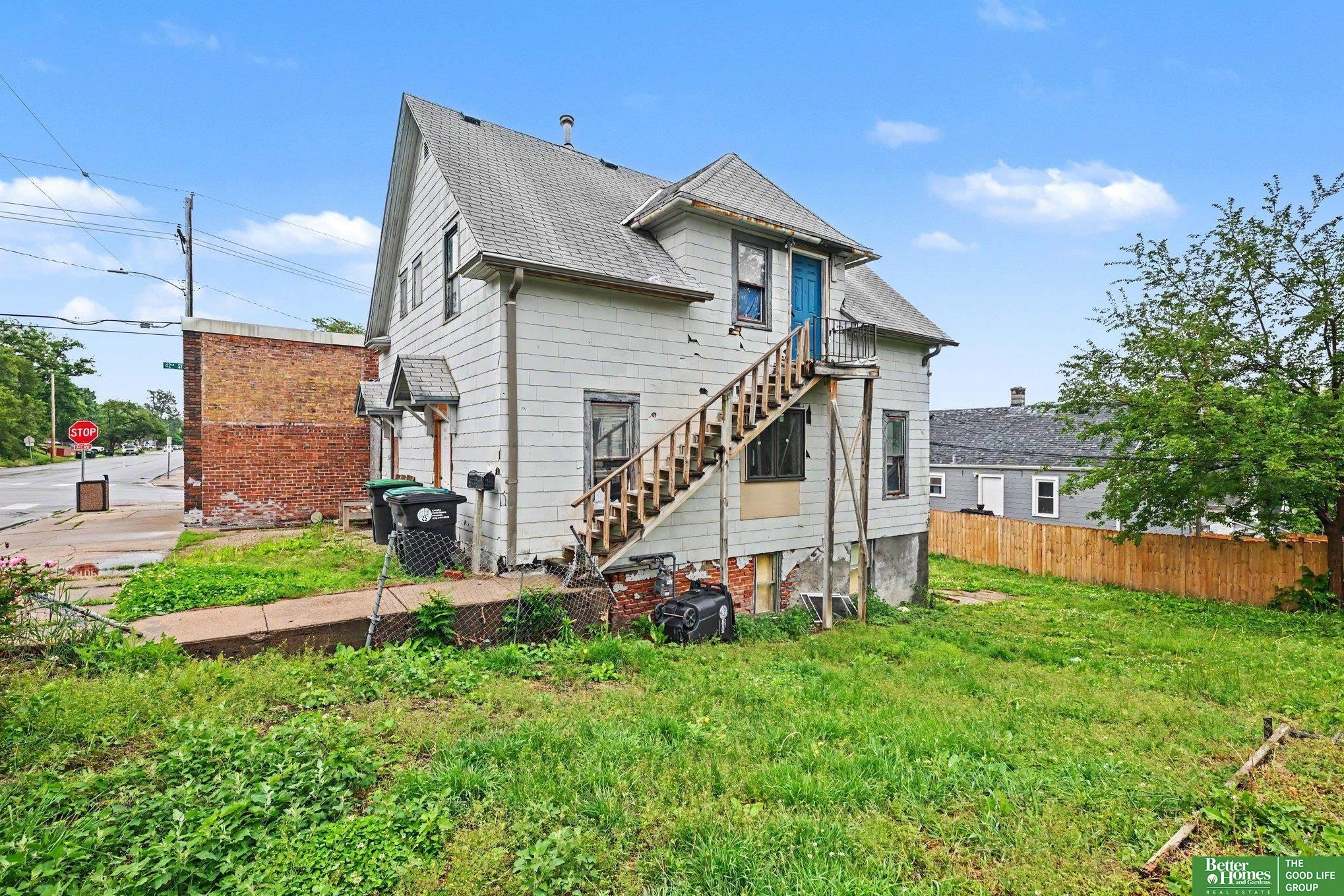 4201 Grand Avenue