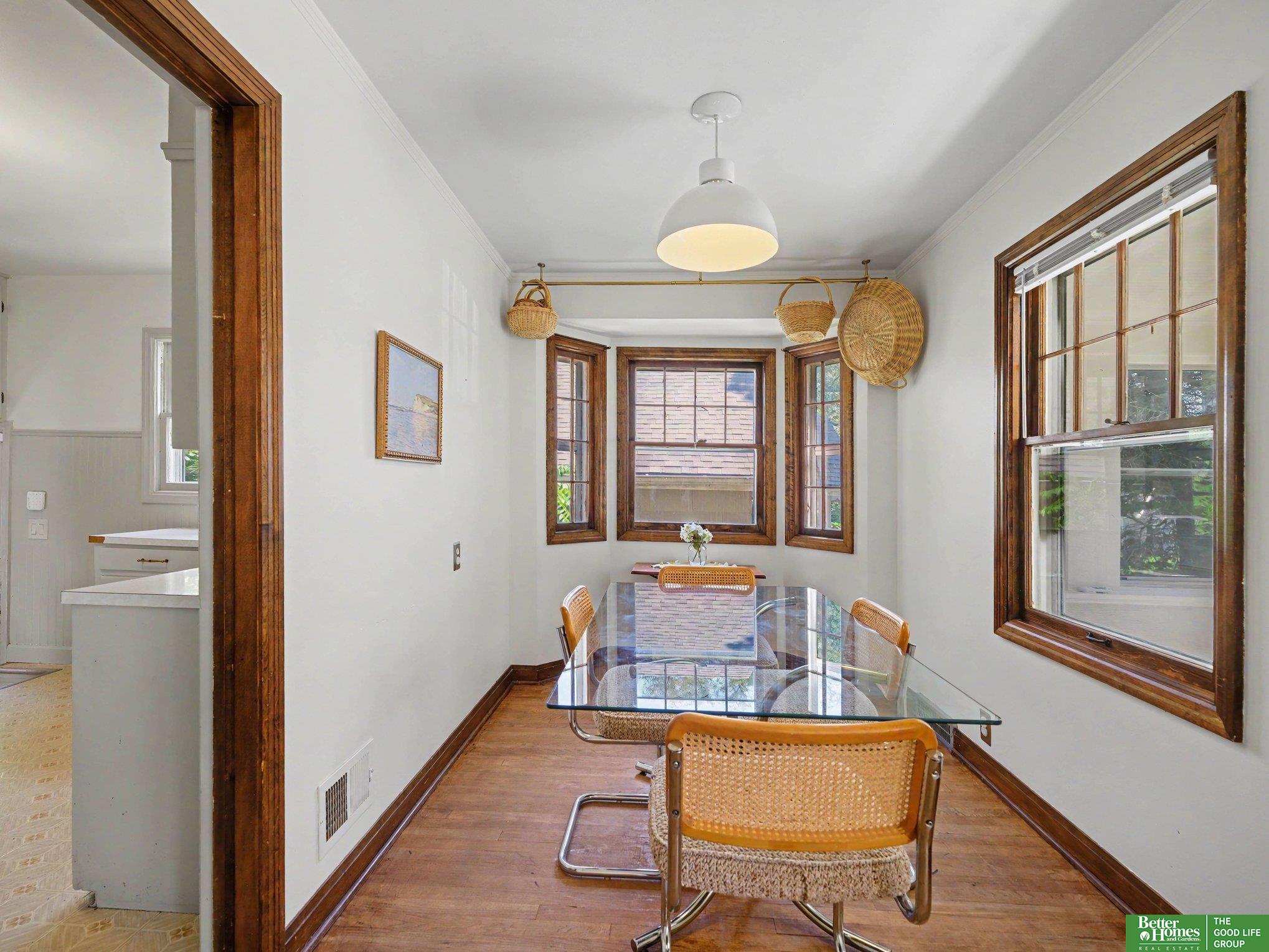 5116 Pinkney Street