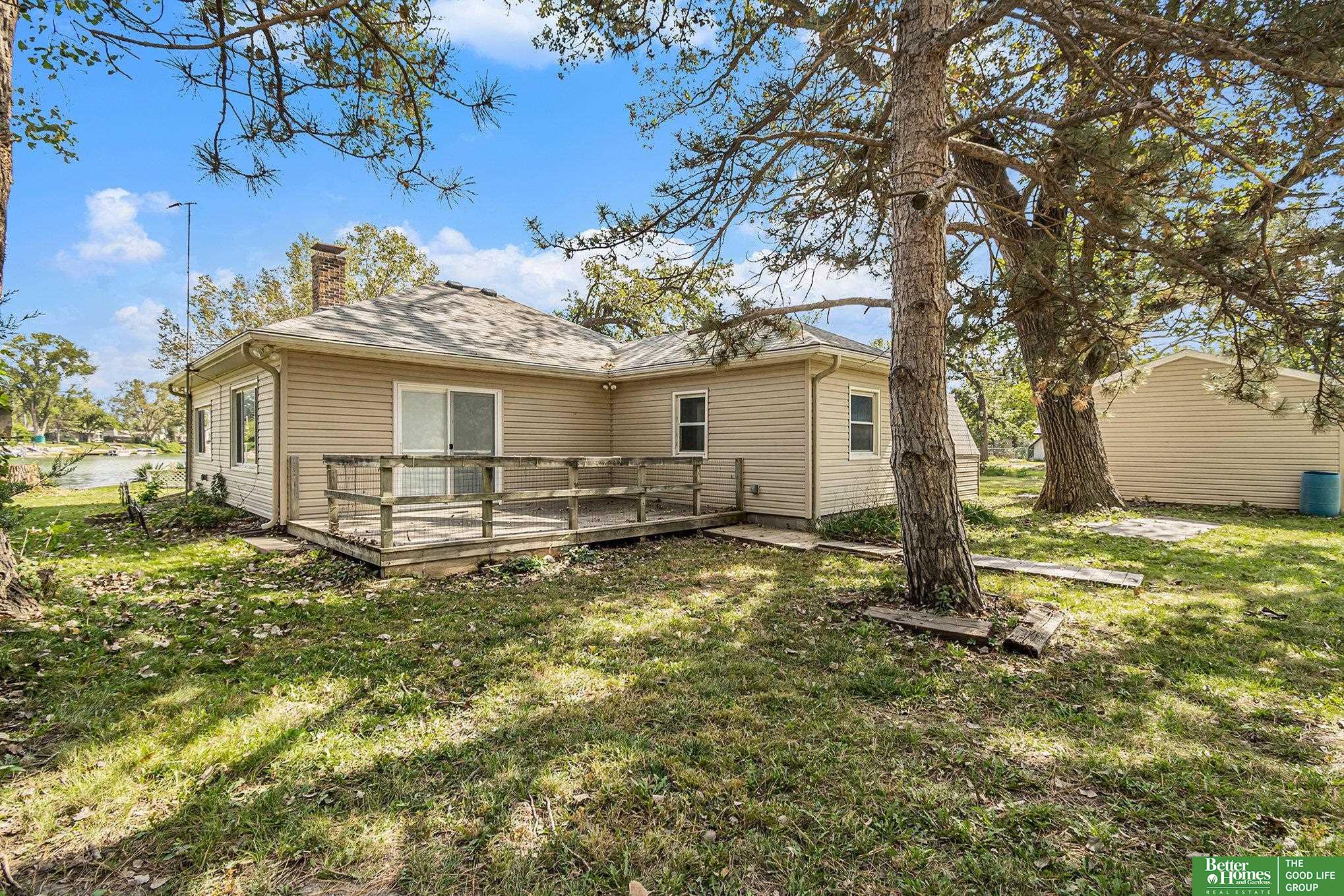102 Oak Lane